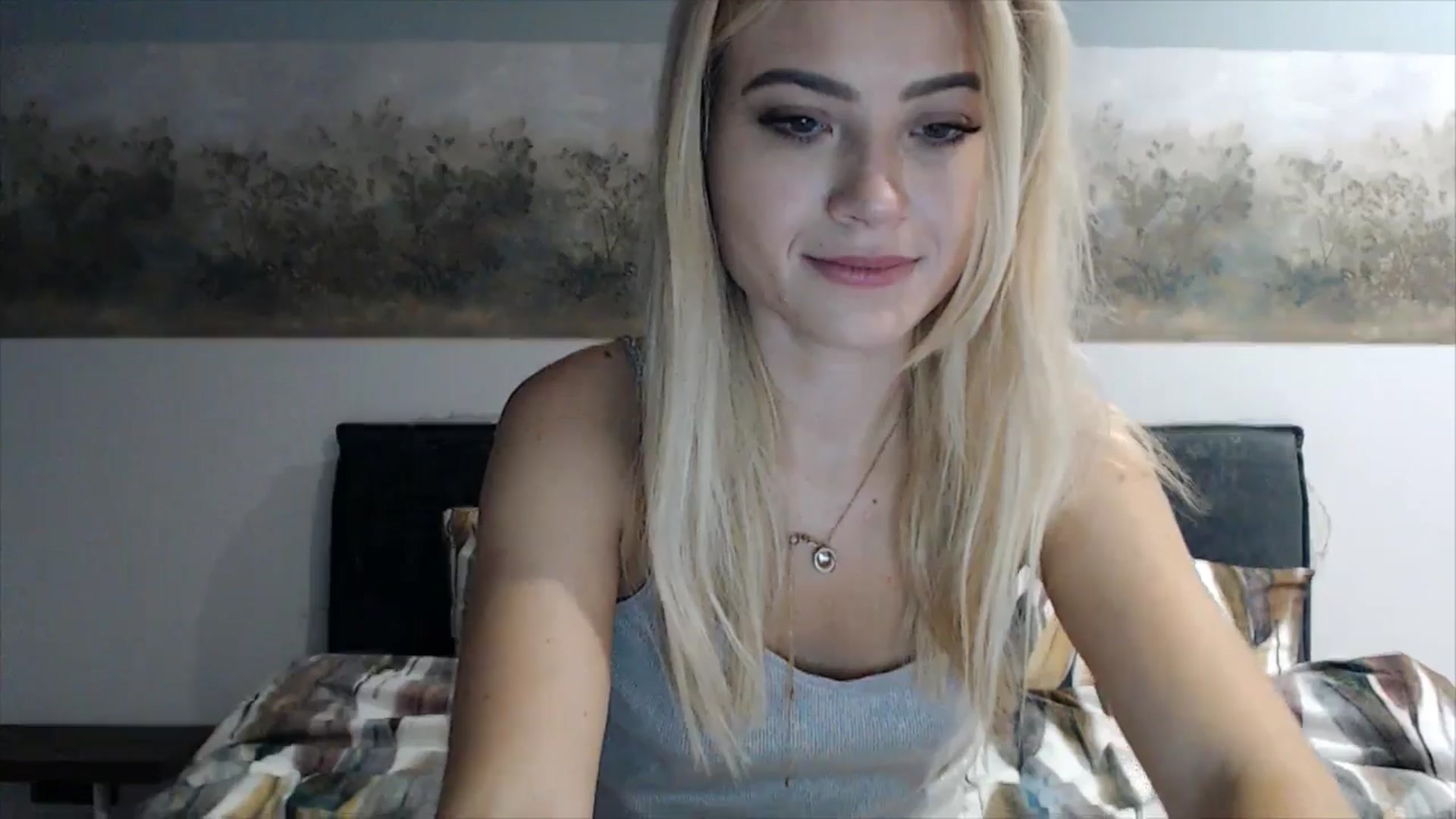 Gallery image thumbnail from fiancee's myfreecams stream on, 03/11/2025, 03:47 image 10 of 20