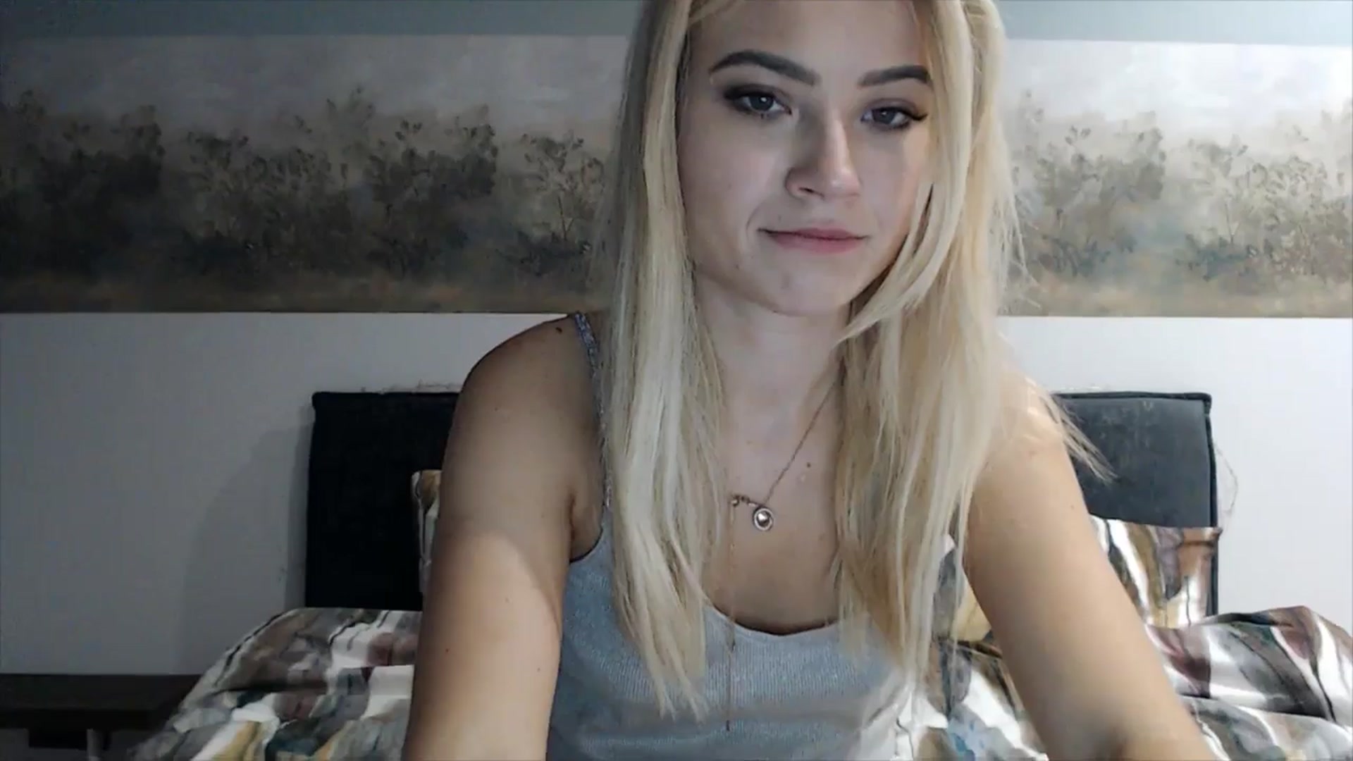 Gallery image thumbnail from fiancee's myfreecams stream on, 03/11/2025, 03:47 image 11 of 20