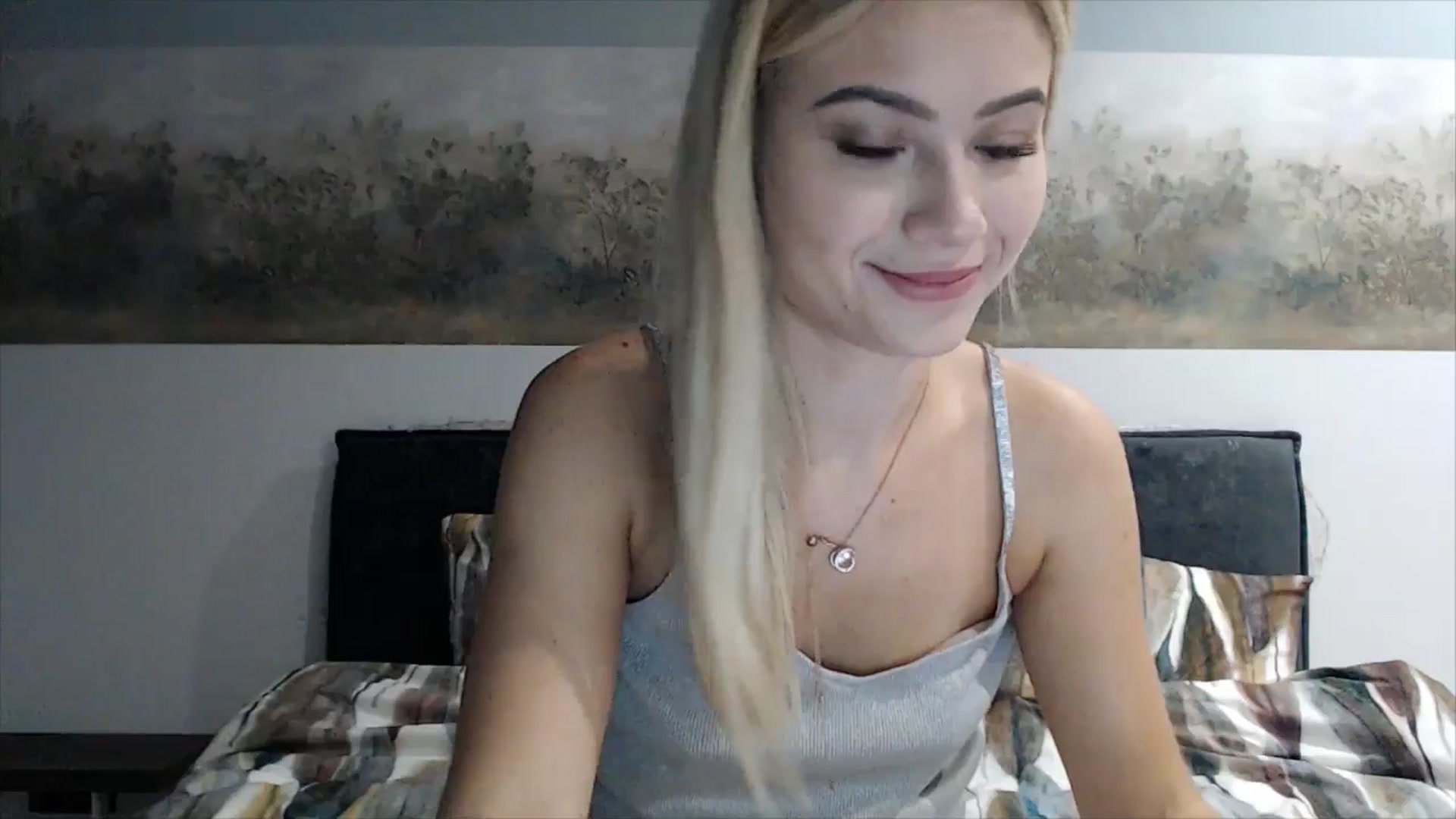 Gallery image thumbnail from fiancee's myfreecams stream on, 03/11/2025, 03:47 image 5 of 20