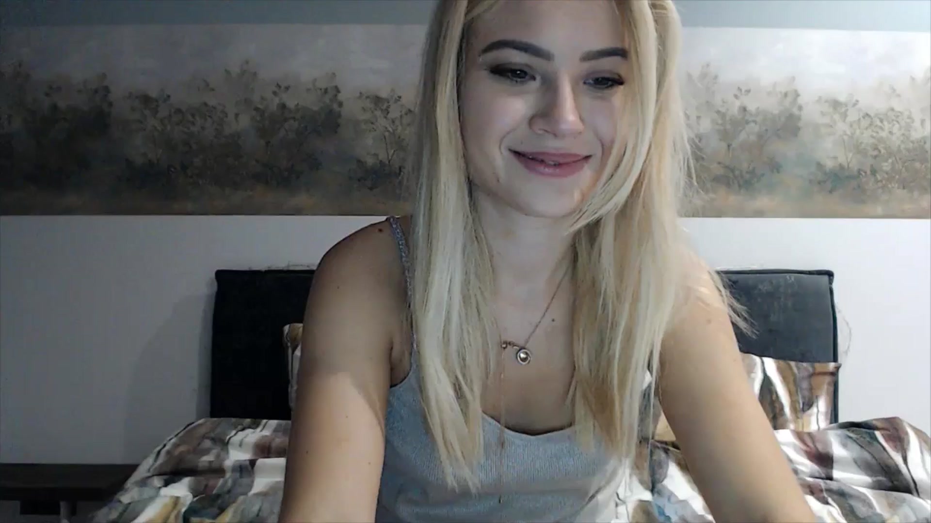Gallery image thumbnail from fiancee's myfreecams stream on, 03/11/2025, 03:47 image 13 of 20