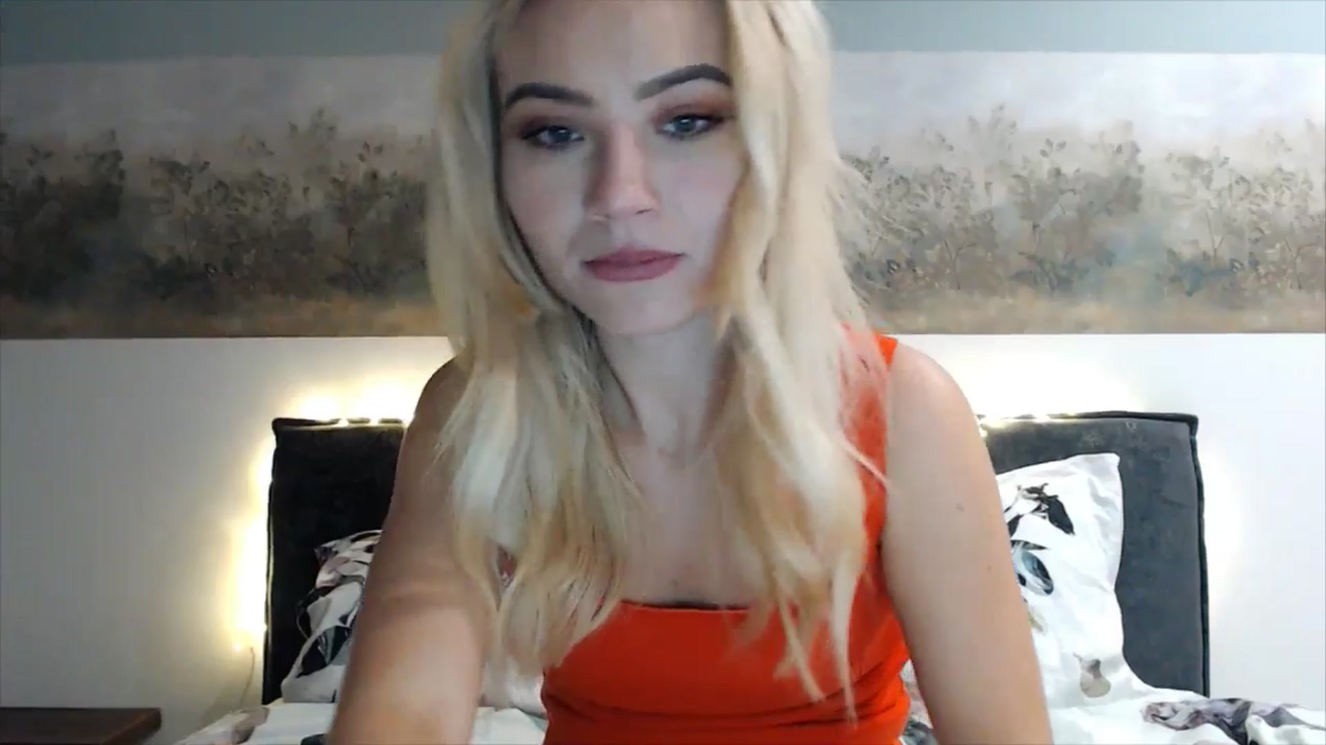 Gallery image thumbnail from fiancee's myfreecams stream on, 03/19/2025, 03:10 image 6 of 20