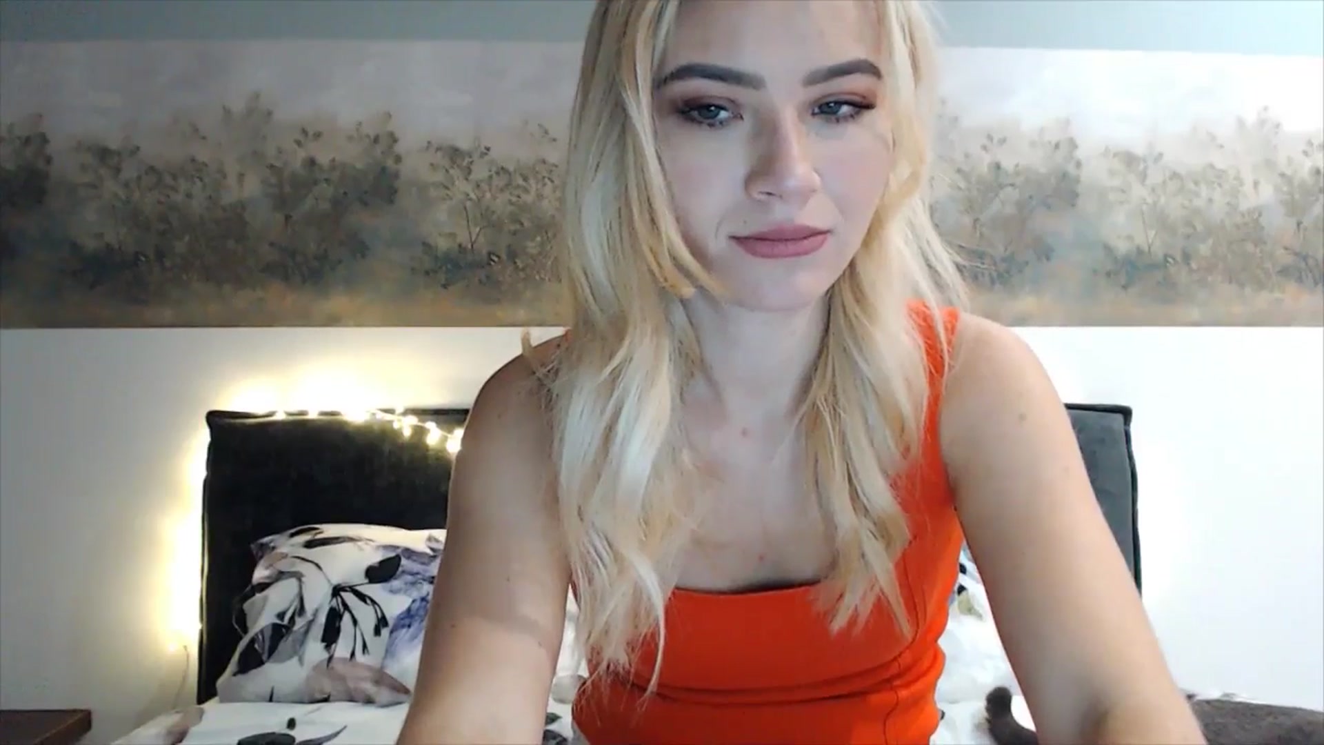 Gallery image thumbnail from fiancee's myfreecams stream on, 03/19/2025, 03:10 image 16 of 20