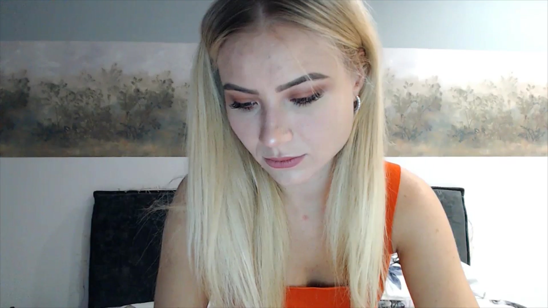 Gallery image thumbnail from fiancee's myfreecams stream on, 03/20/2025, 03:53 image 14 of 20