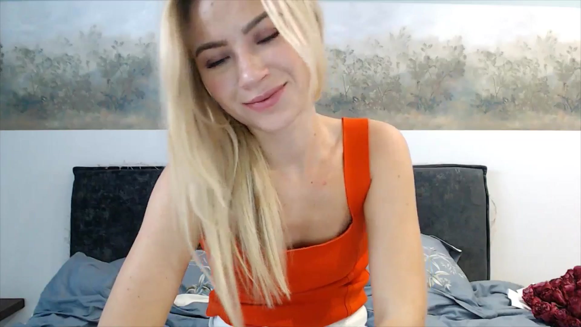 Gallery image thumbnail from fiancee's myfreecams stream on, 03/25/2025, 07:25 image 12 of 20