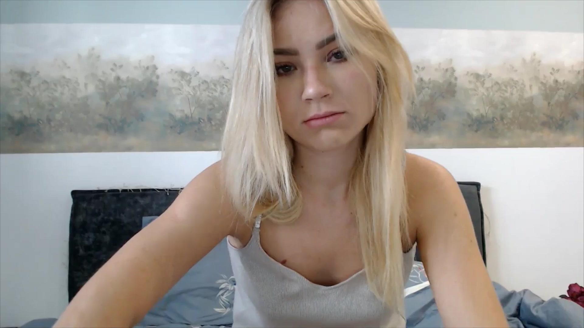 Gallery image thumbnail from fiancee's myfreecams stream on, 03/27/2025, 05:28 image 4 of 20