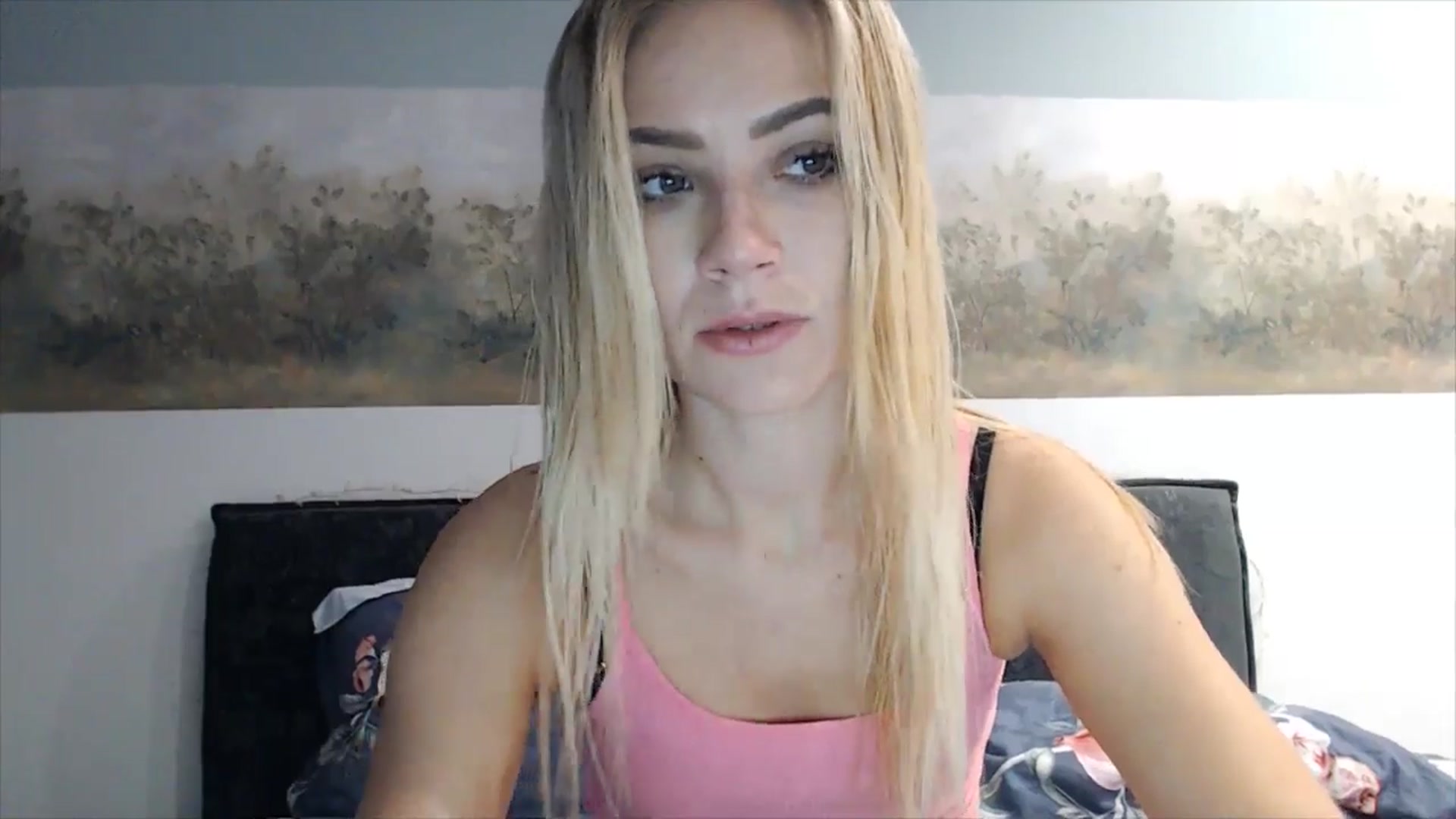 Gallery image thumbnail from fiancee's myfreecams stream on, 04/01/2025, 03:37 image 7 of 20