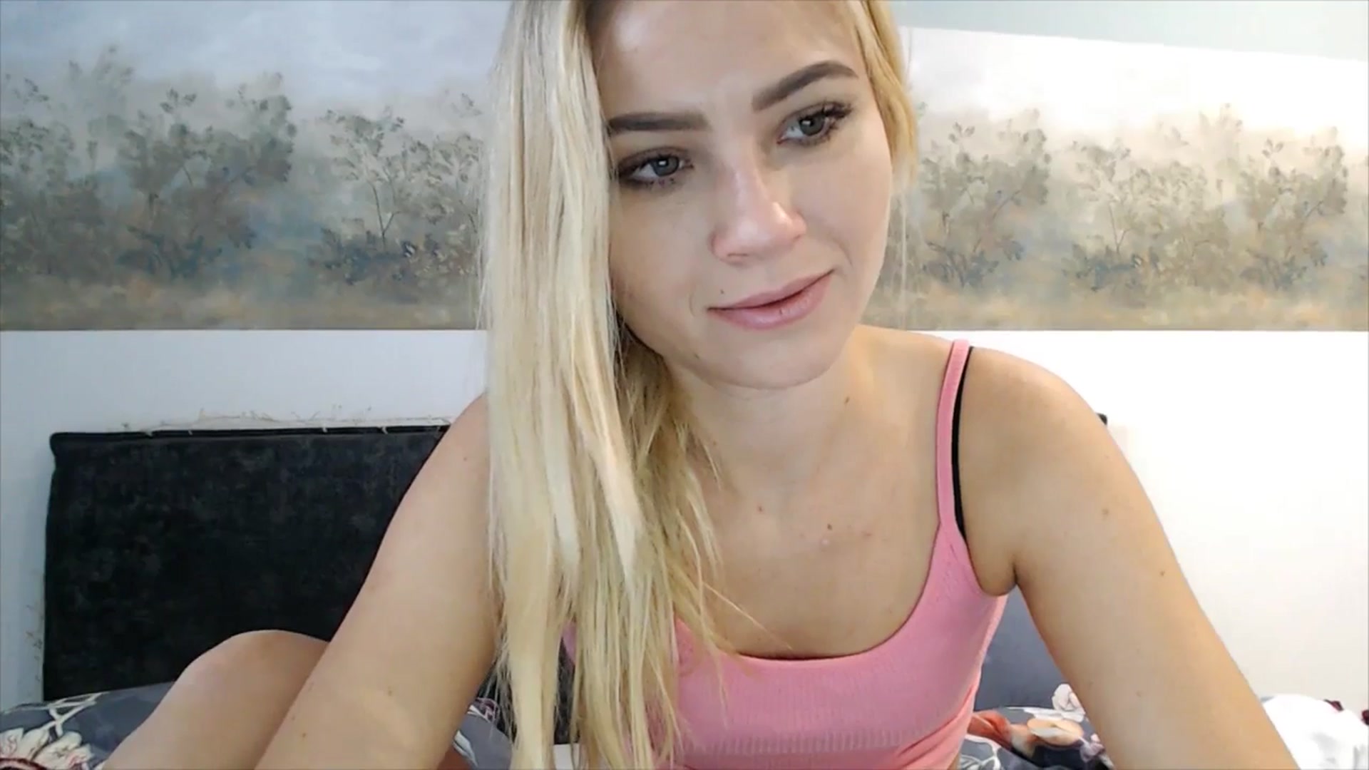 Gallery image thumbnail from fiancee's myfreecams stream on, 04/01/2025, 05:39 image 19 of 20