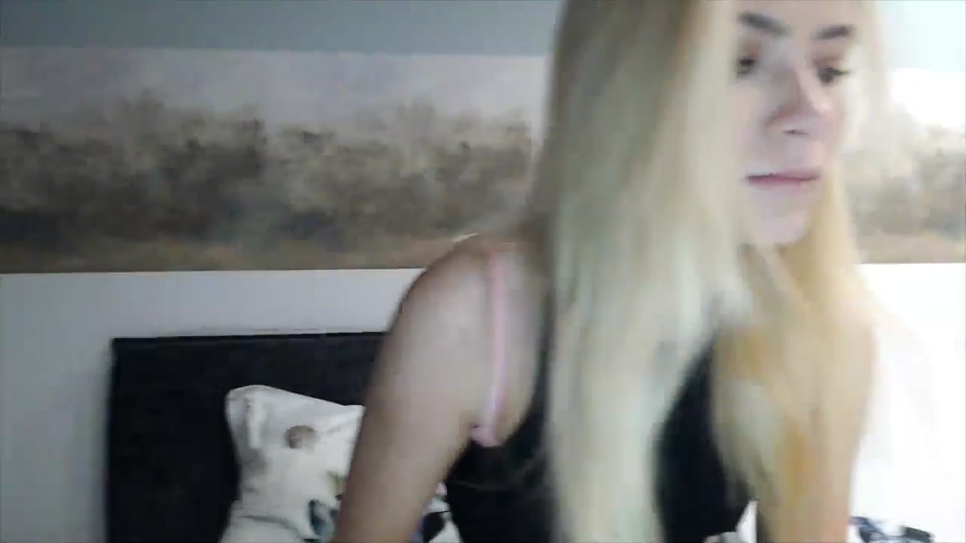 Gallery image thumbnail from fiancee's myfreecams stream on, 04/08/2025, 02:42 image 2 of 20