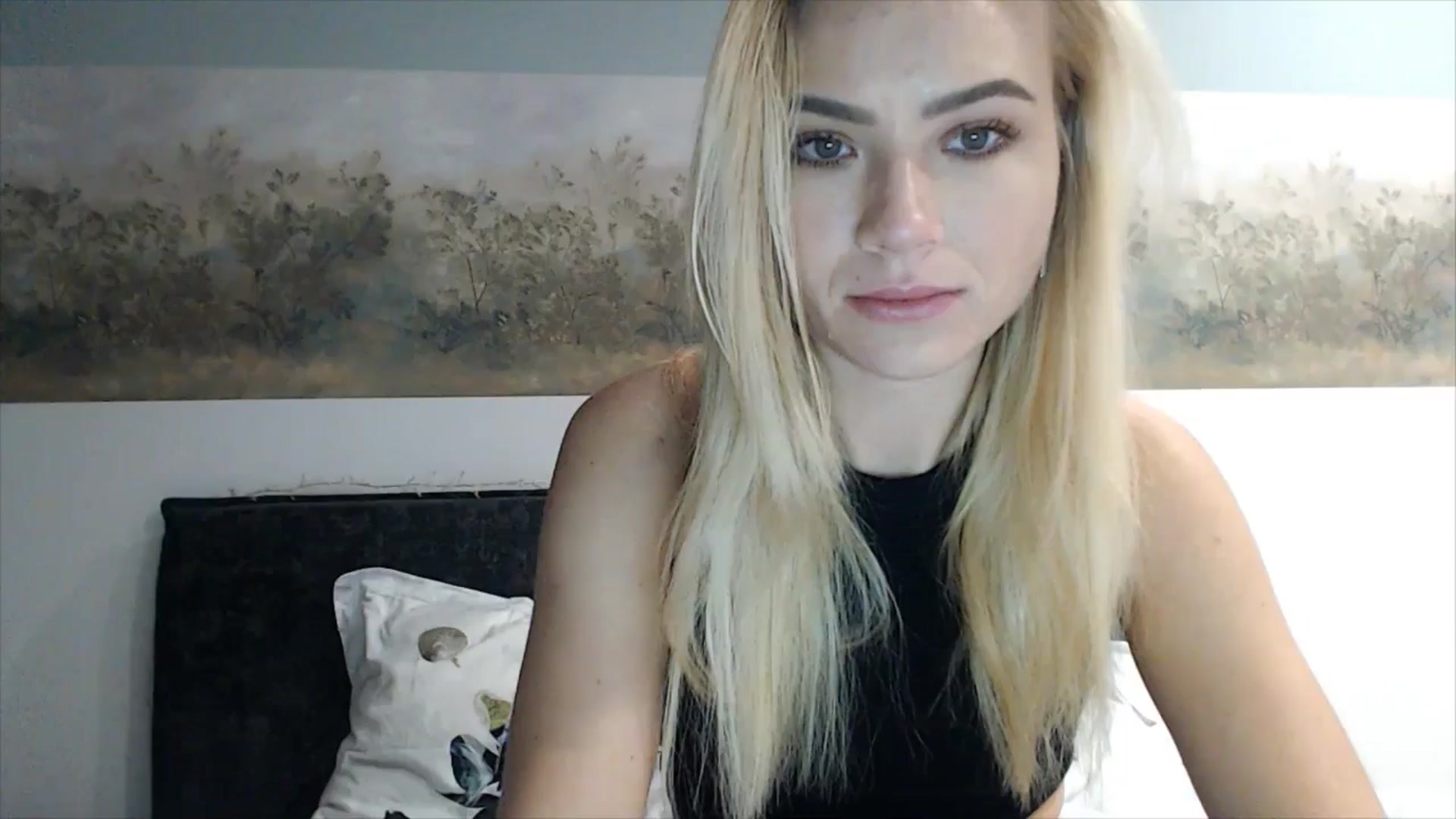 Gallery image thumbnail from fiancee's myfreecams stream on, 04/08/2025, 02:42 image 1 of 20