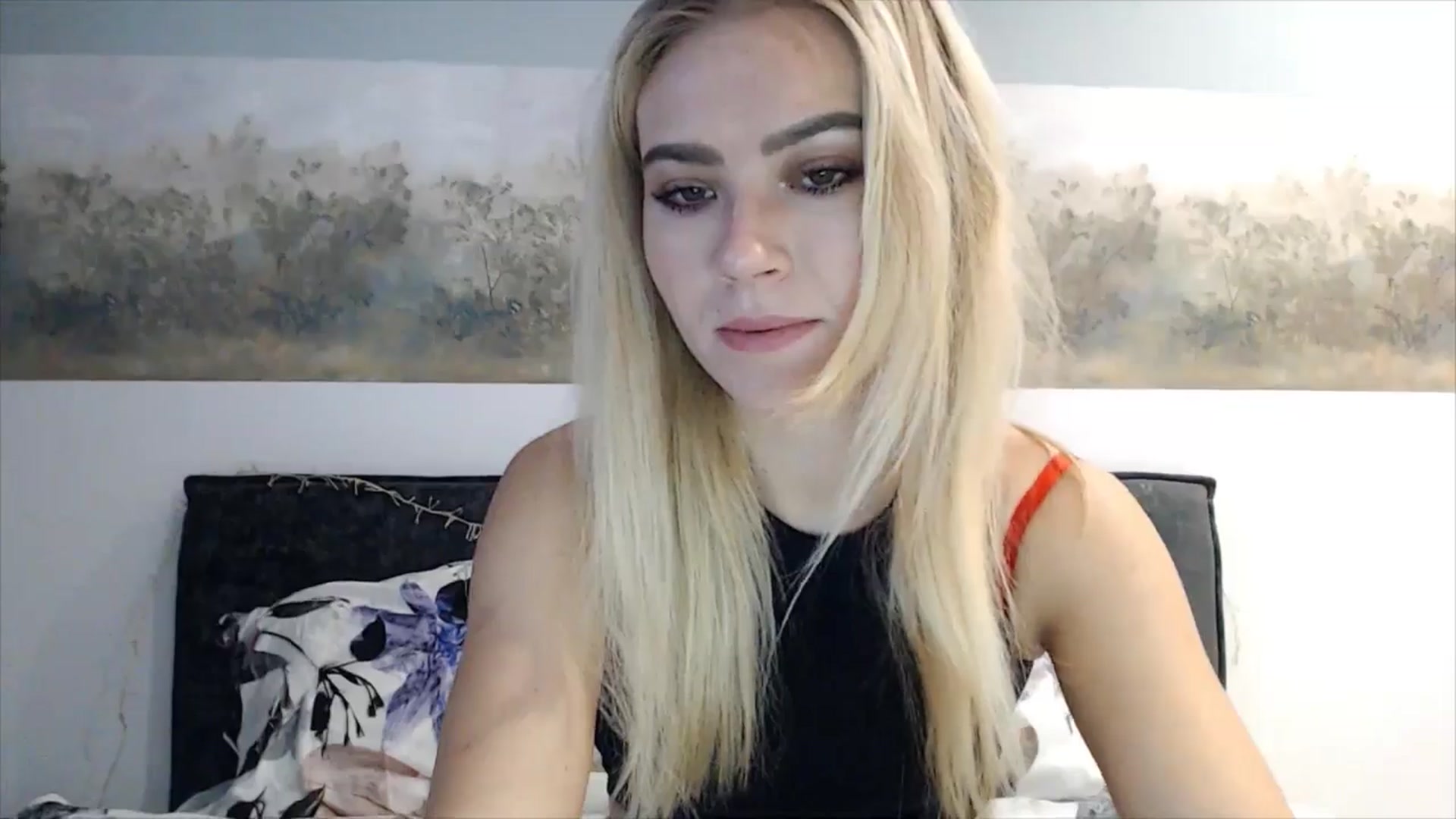 Gallery image thumbnail from fiancee's myfreecams stream on, 04/11/2025, 03:15 image 15 of 20