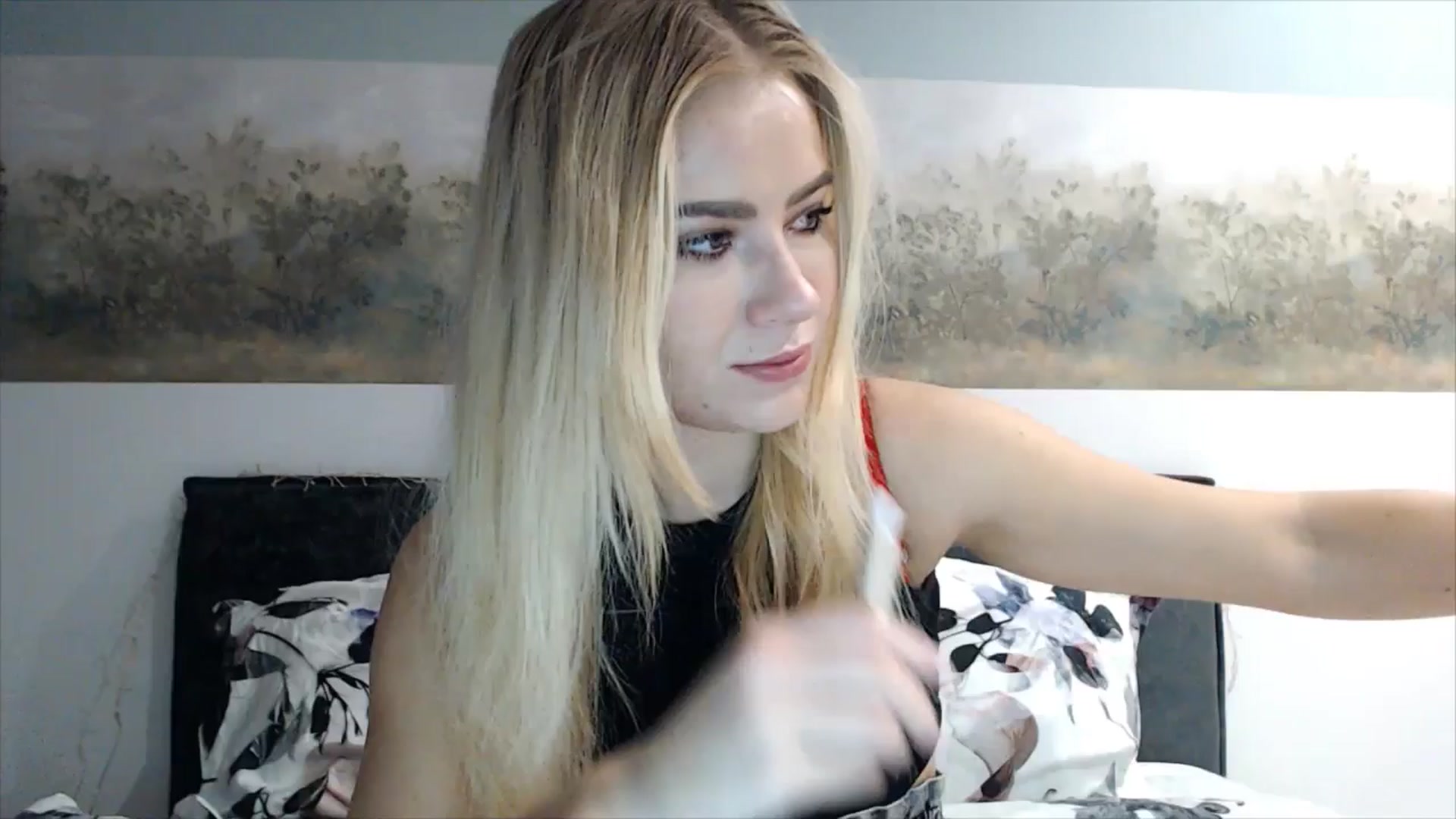 Gallery image thumbnail from fiancee's myfreecams stream on, 04/11/2025, 03:15 image 1 of 20