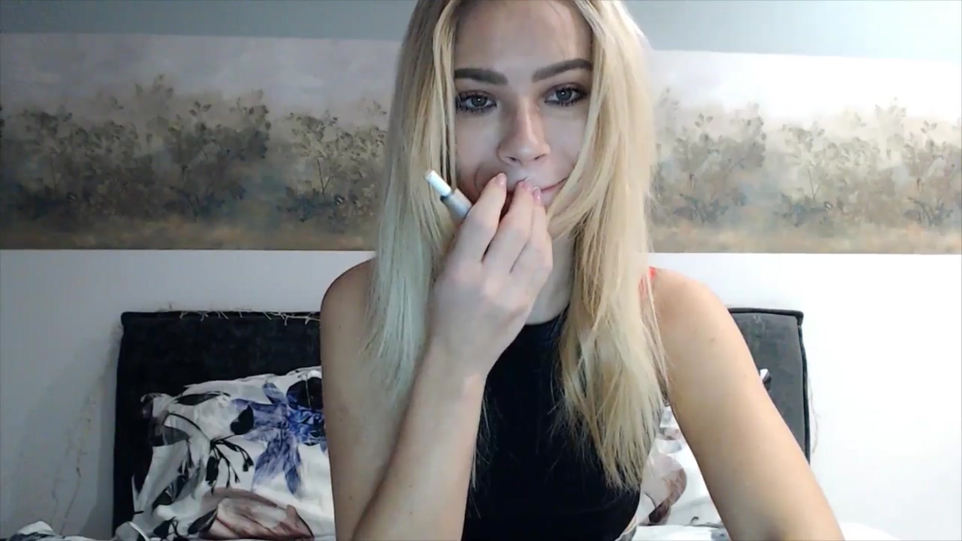 Gallery image thumbnail from fiancee's myfreecams stream on, 04/11/2025, 03:15 image 3 of 20