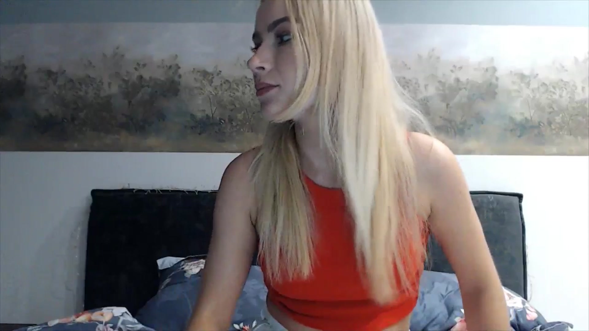 Gallery image thumbnail from fiancee's myfreecams stream on, 04/21/2025, 01:40 image 15 of 20