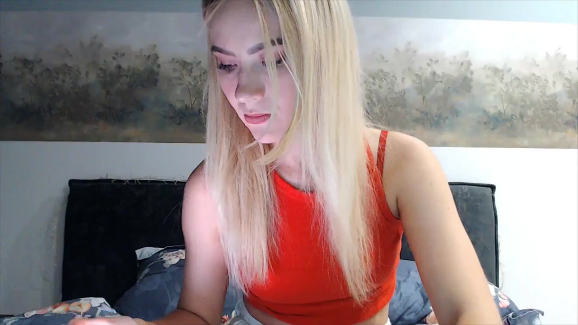 Gallery image thumbnail from fiancee's myfreecams stream on, 04/21/2025, 01:40 image 17 of 20