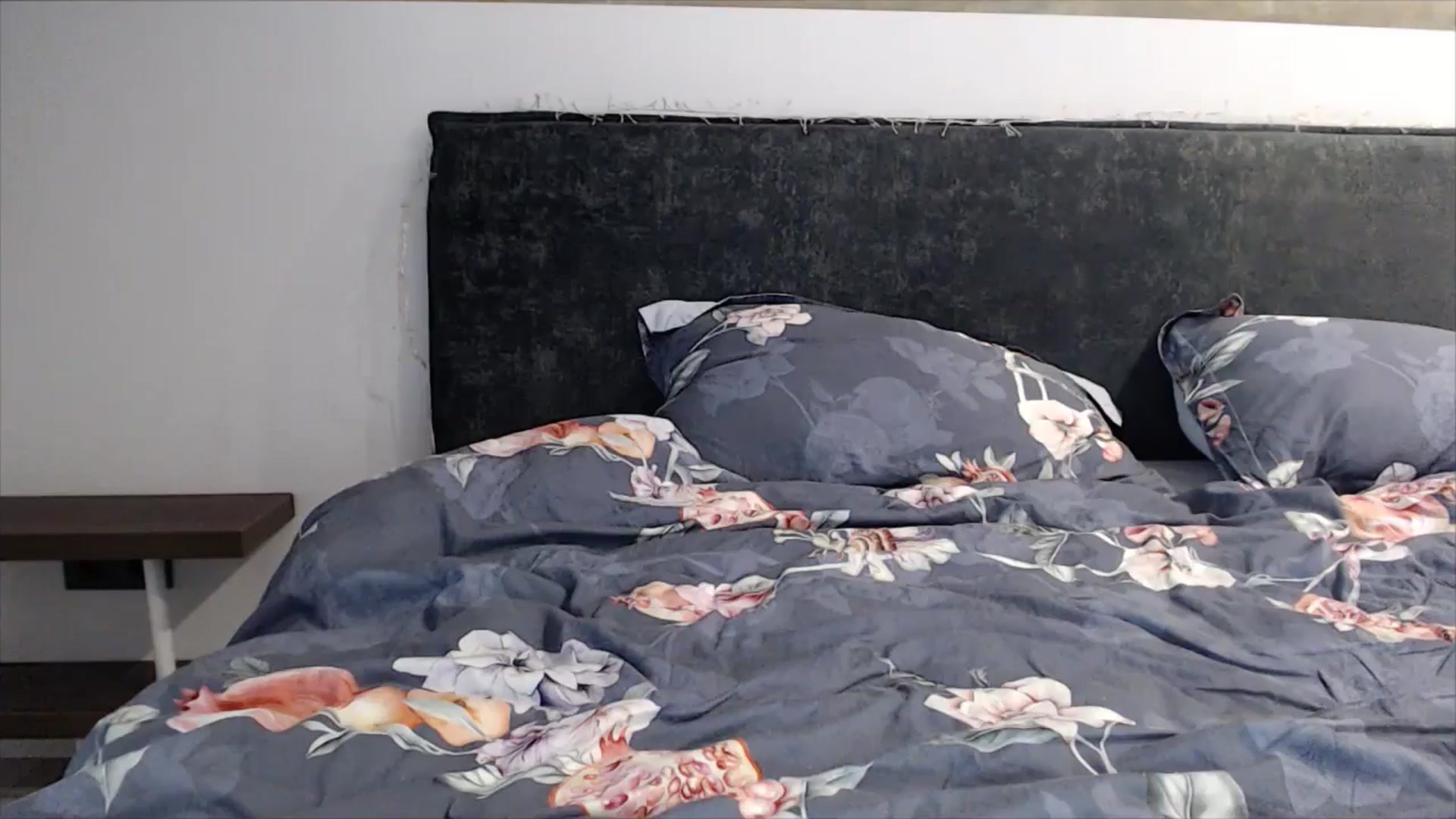Gallery image thumbnail from fiancee's myfreecams stream on, 04/21/2025, 02:43 image 20 of 20