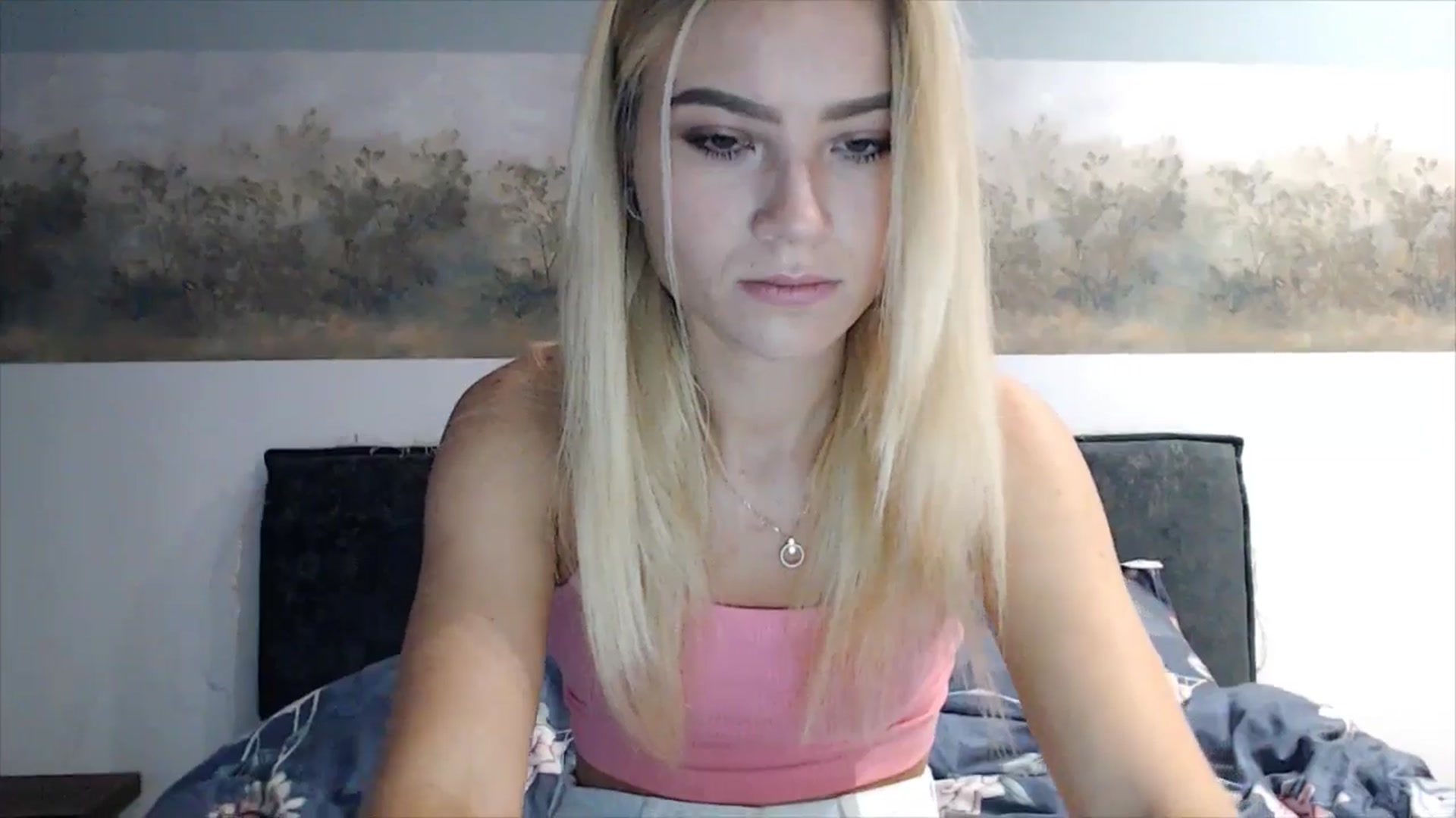 Gallery image thumbnail from fiancee's myfreecams stream on, 04/23/2025, 03:05 image 4 of 20