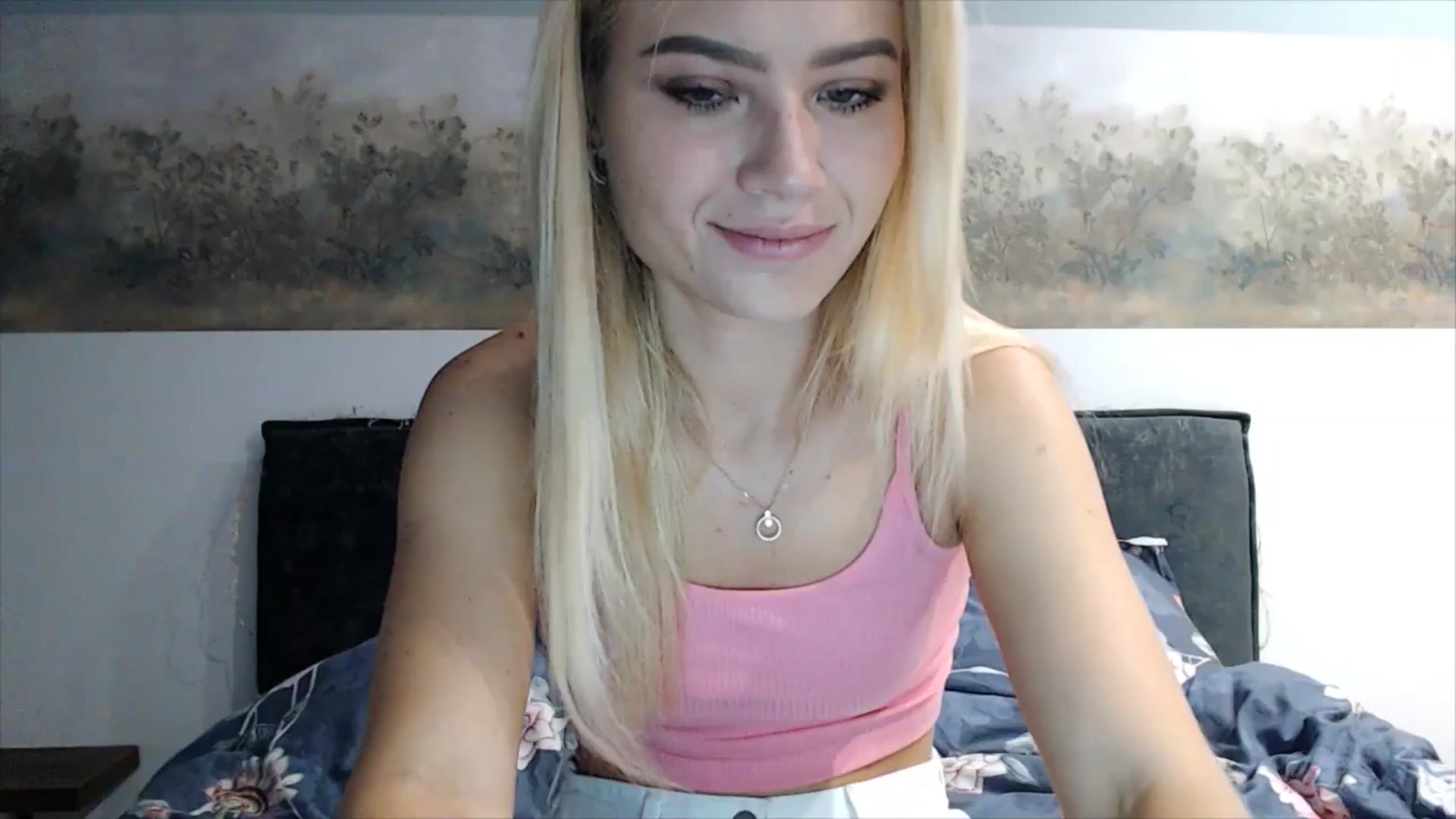 Gallery image thumbnail from fiancee's myfreecams stream on, 04/23/2025, 03:05 image 1 of 20