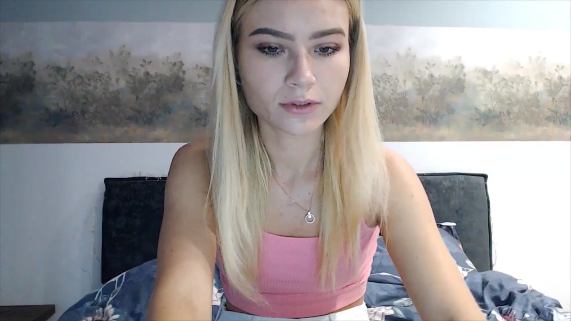 Gallery image thumbnail from fiancee's myfreecams stream on, 04/23/2025, 03:05 image 6 of 20