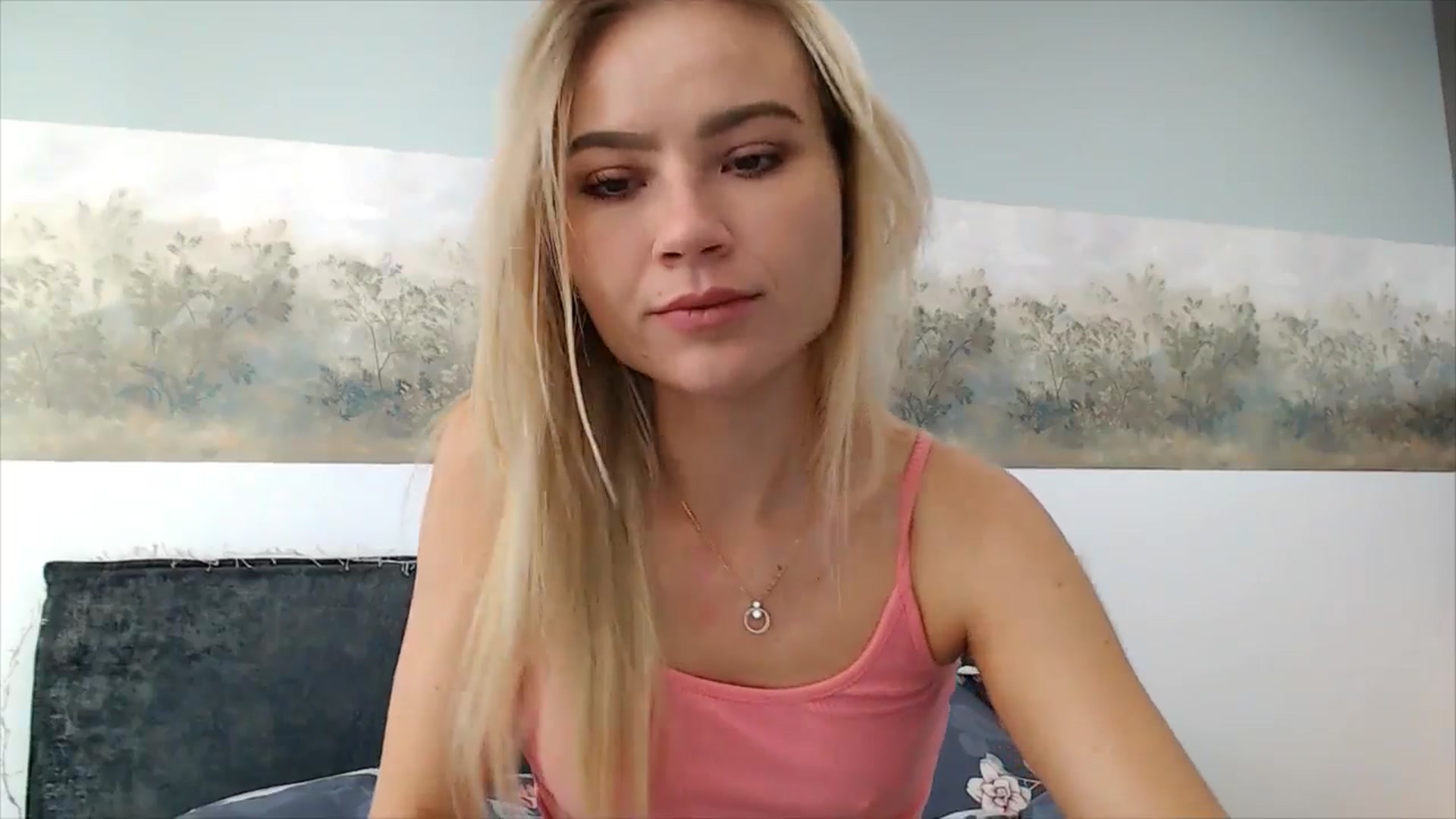 Gallery image thumbnail from fiancee's myfreecams stream on, 04/23/2025, 04:10 image 9 of 20