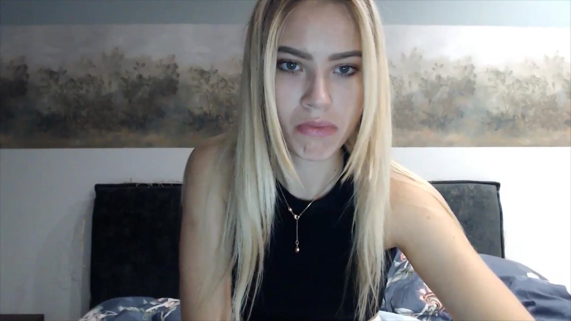 Gallery image thumbnail from fiancee's myfreecams stream on, 04/24/2025, 01:38 image 20 of 20