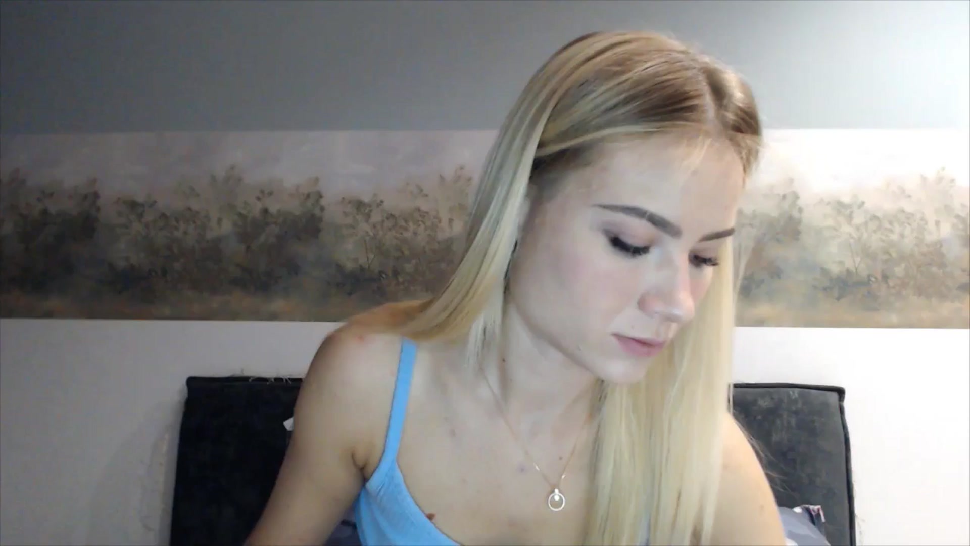 Gallery image thumbnail from fiancee's myfreecams stream on, 04/27/2025, 02:53 image 2 of 20