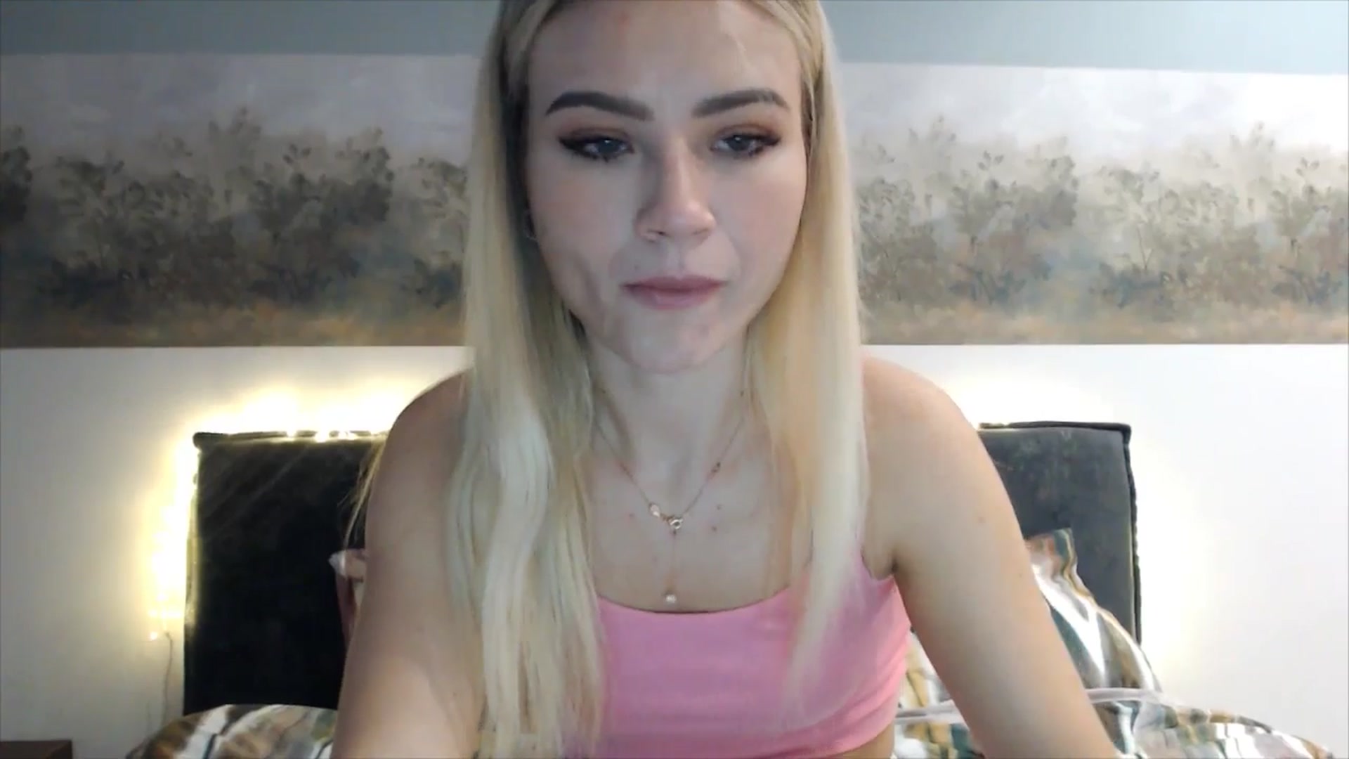 Gallery image thumbnail from fiancee's myfreecams stream on, 04/30/2025, 03:22 image 2 of 20