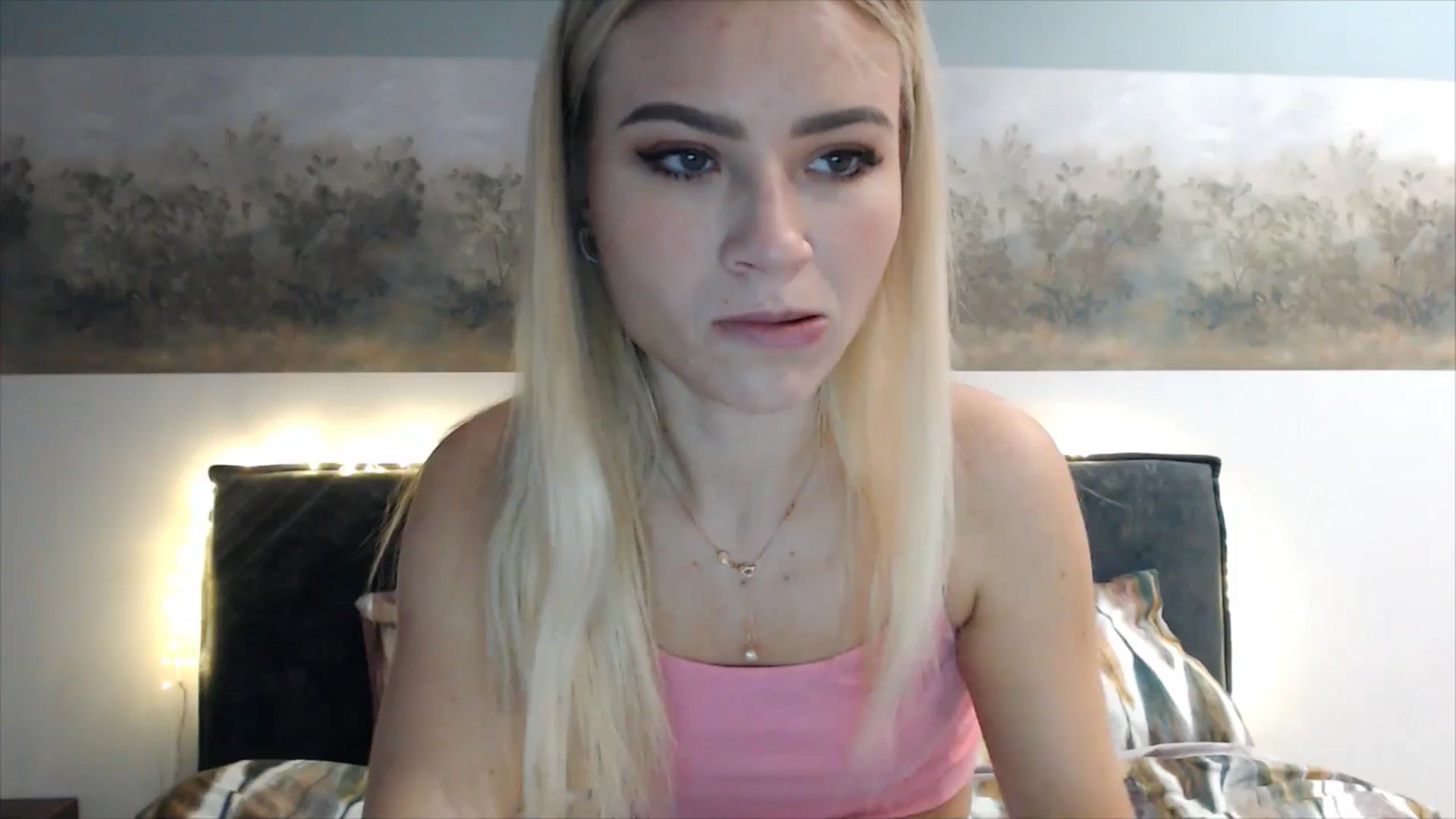 Gallery image thumbnail from fiancee's myfreecams stream on, 04/30/2025, 03:22 image 1 of 20