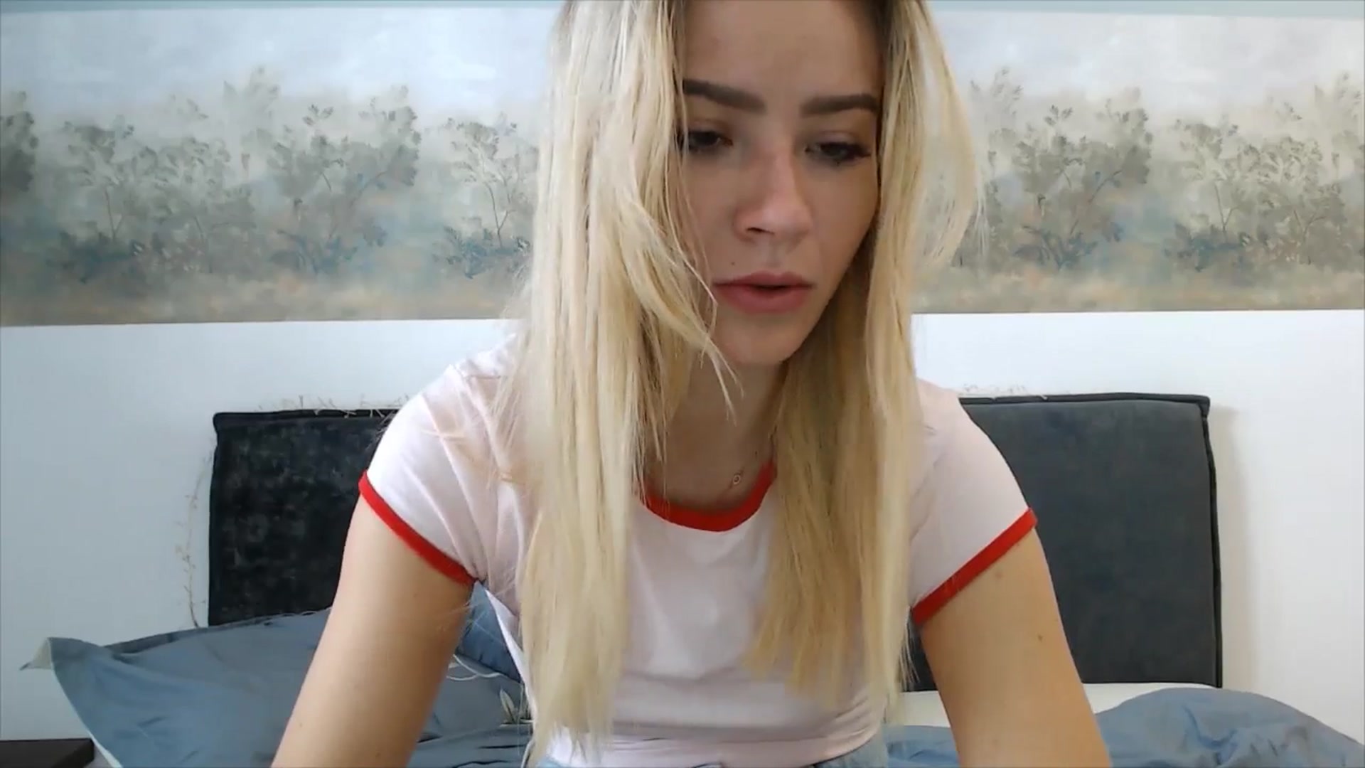Gallery image thumbnail from fiancee's myfreecams stream on, 05/08/2025, 05:09 image 17 of 20