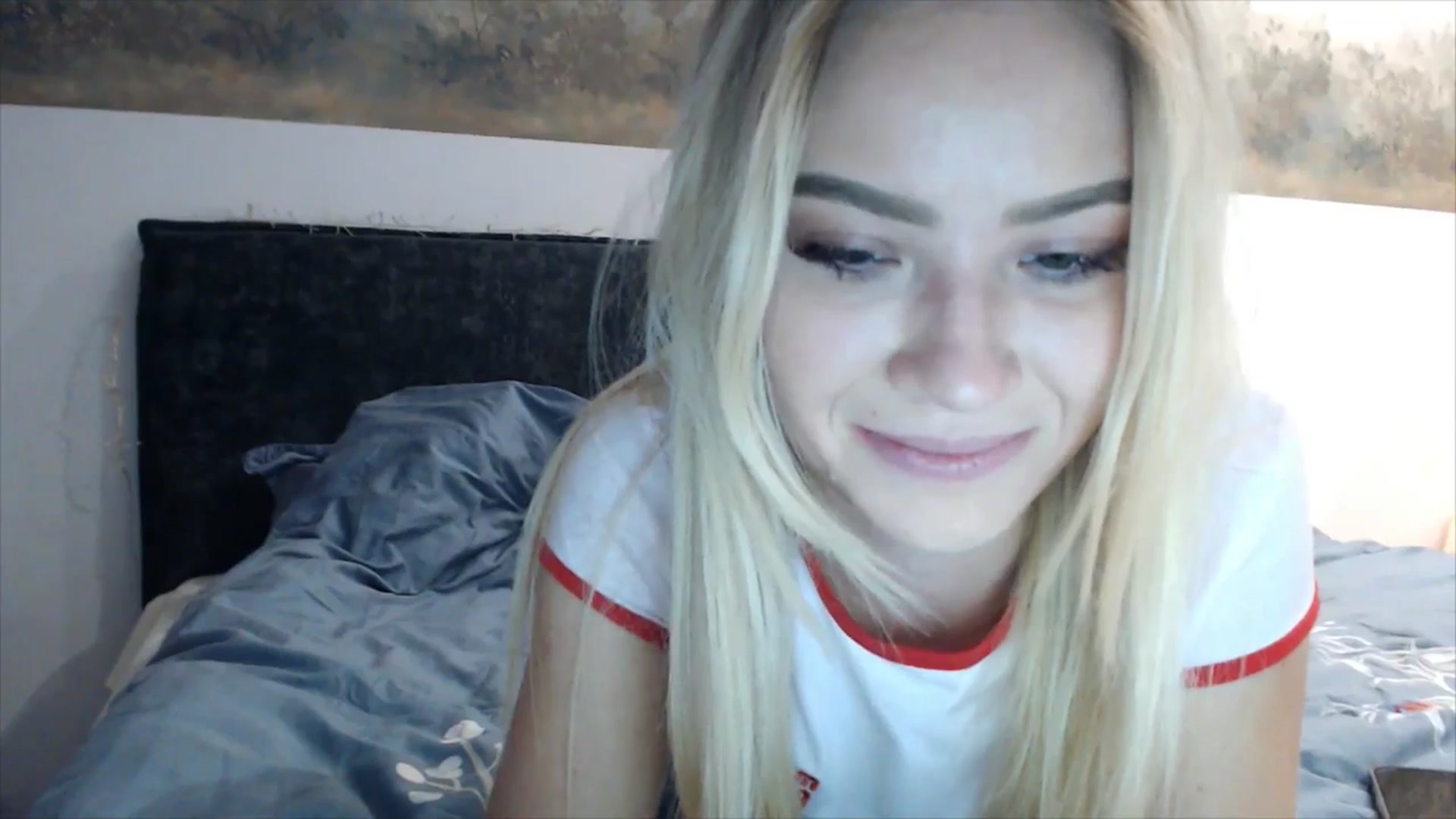 Gallery image thumbnail from fiancee's myfreecams stream on, 05/09/2025, 02:16 image 19 of 20