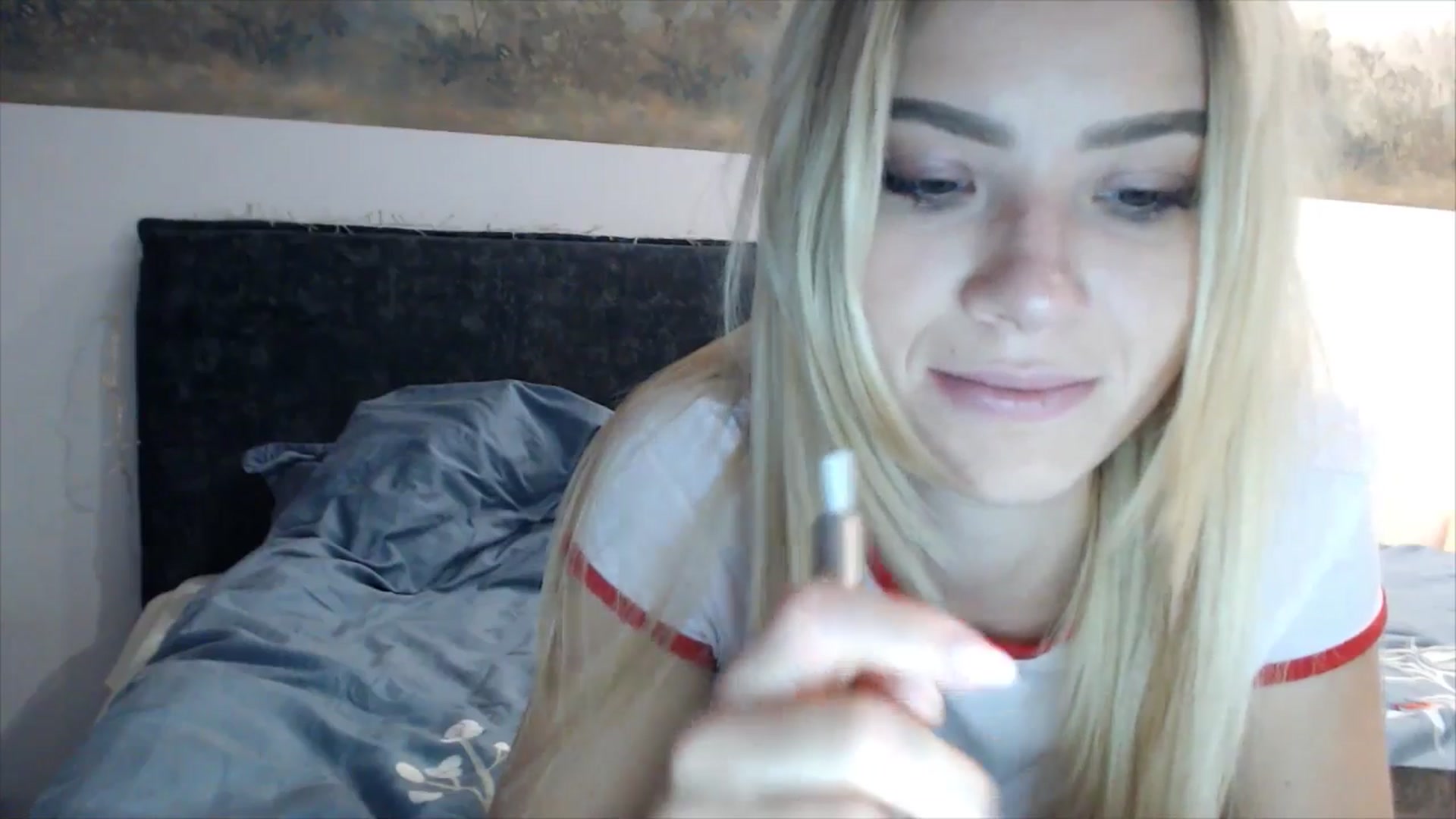 Gallery image thumbnail from fiancee's myfreecams stream on, 05/09/2025, 02:16 image 18 of 20