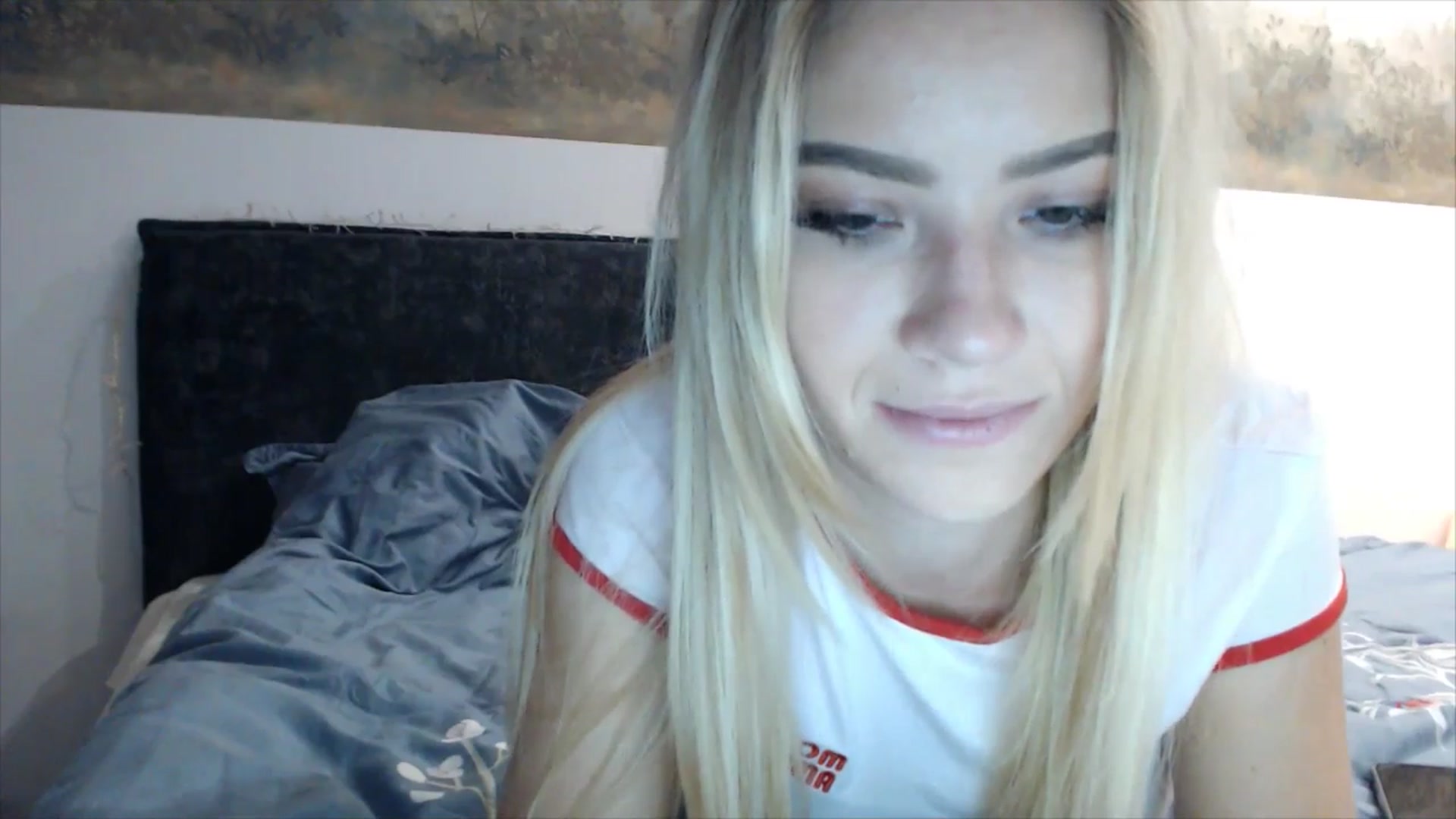 Gallery image thumbnail from fiancee's myfreecams stream on, 05/09/2025, 02:16 image 16 of 20