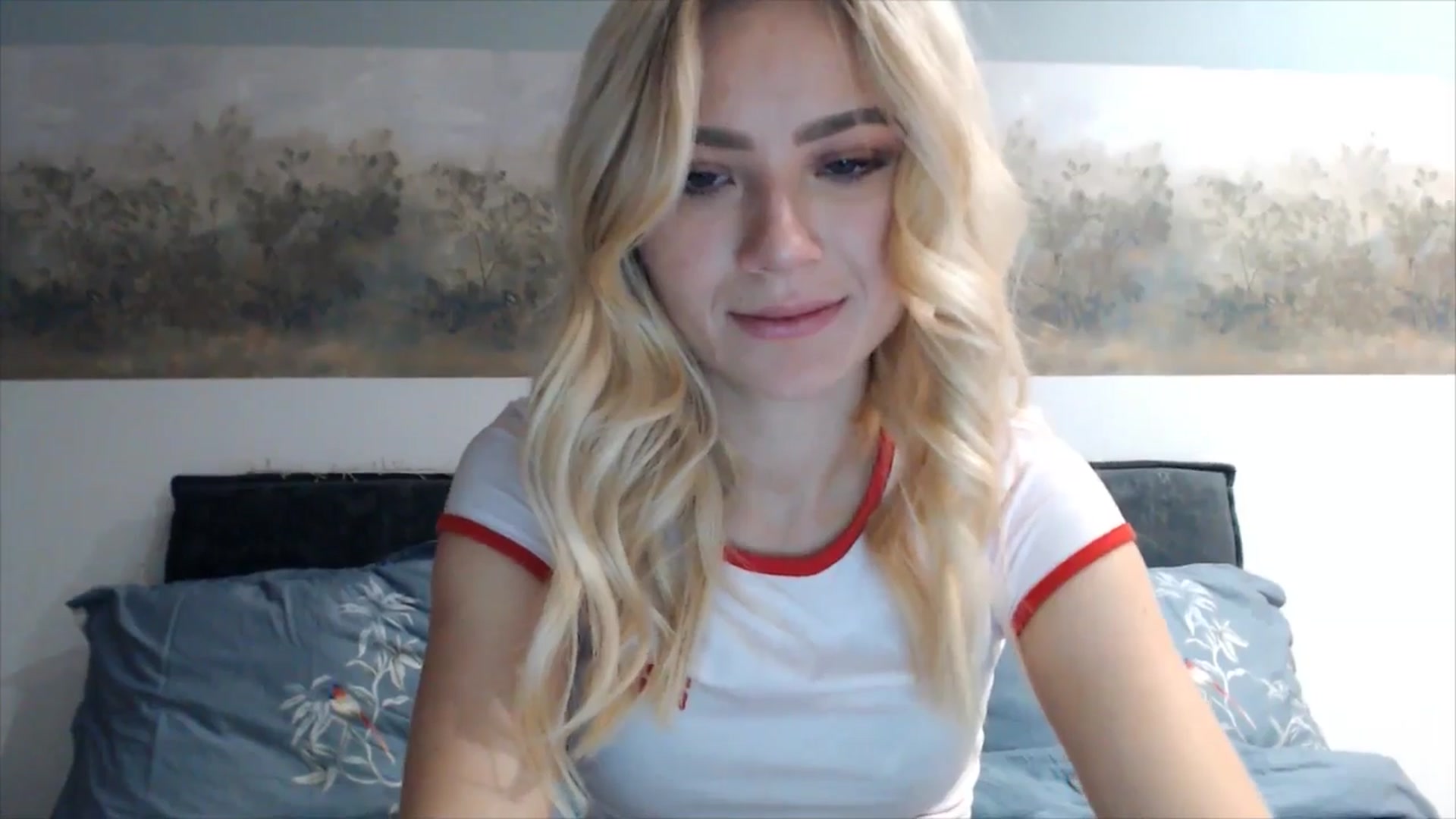 Gallery image thumbnail from fiancee's myfreecams stream on, 05/11/2025, 01:22 image 9 of 20