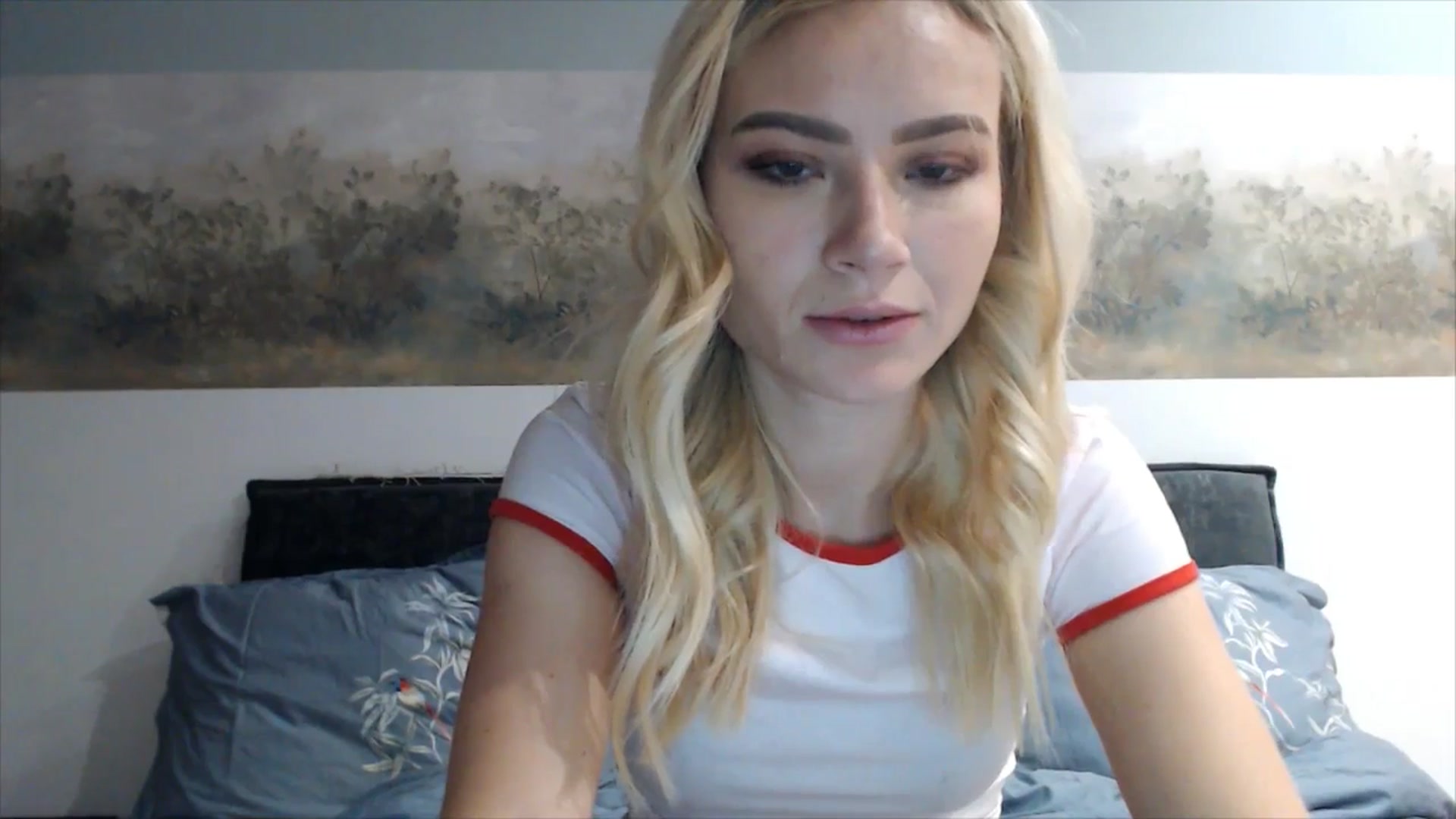 Gallery image thumbnail from fiancee's myfreecams stream on, 05/11/2025, 01:22 image 2 of 20