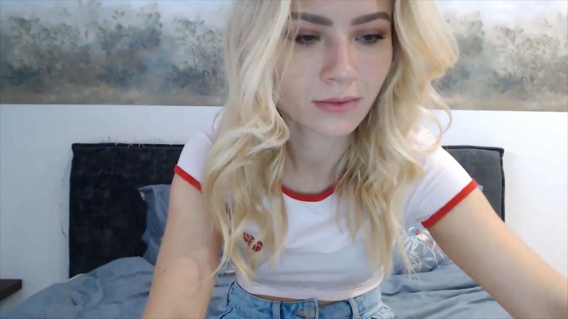 Gallery image thumbnail from fiancee's myfreecams stream on, 05/11/2025, 04:20 image 2 of 20