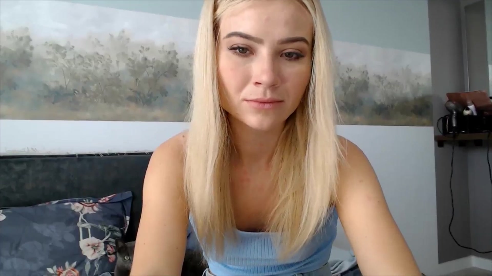 Gallery image thumbnail from fiancee's myfreecams stream on, 07/08/2025, 04:37 image 13 of 20