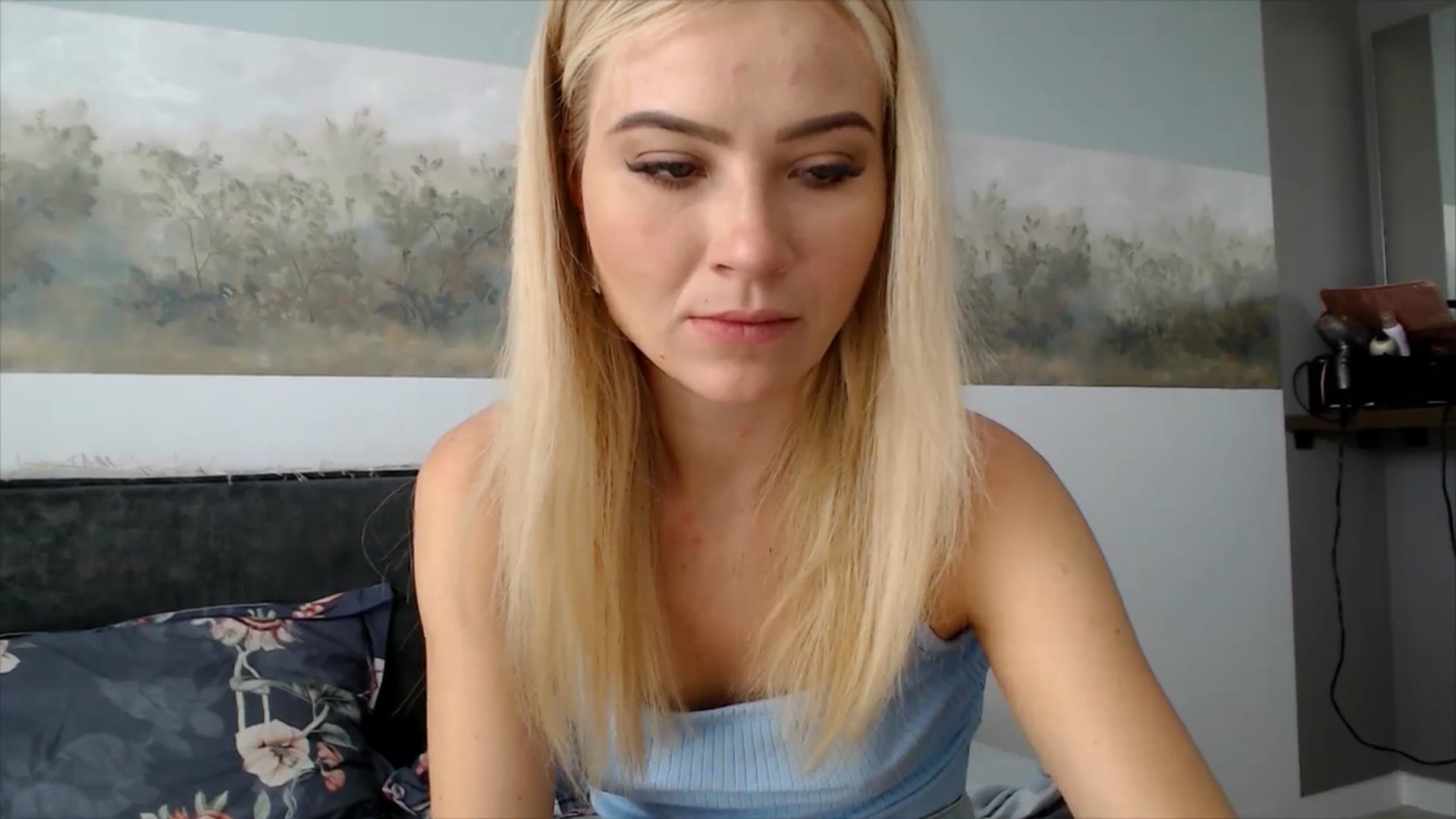 Gallery image thumbnail from fiancee's myfreecams stream on, 07/08/2025, 04:37 image 10 of 20