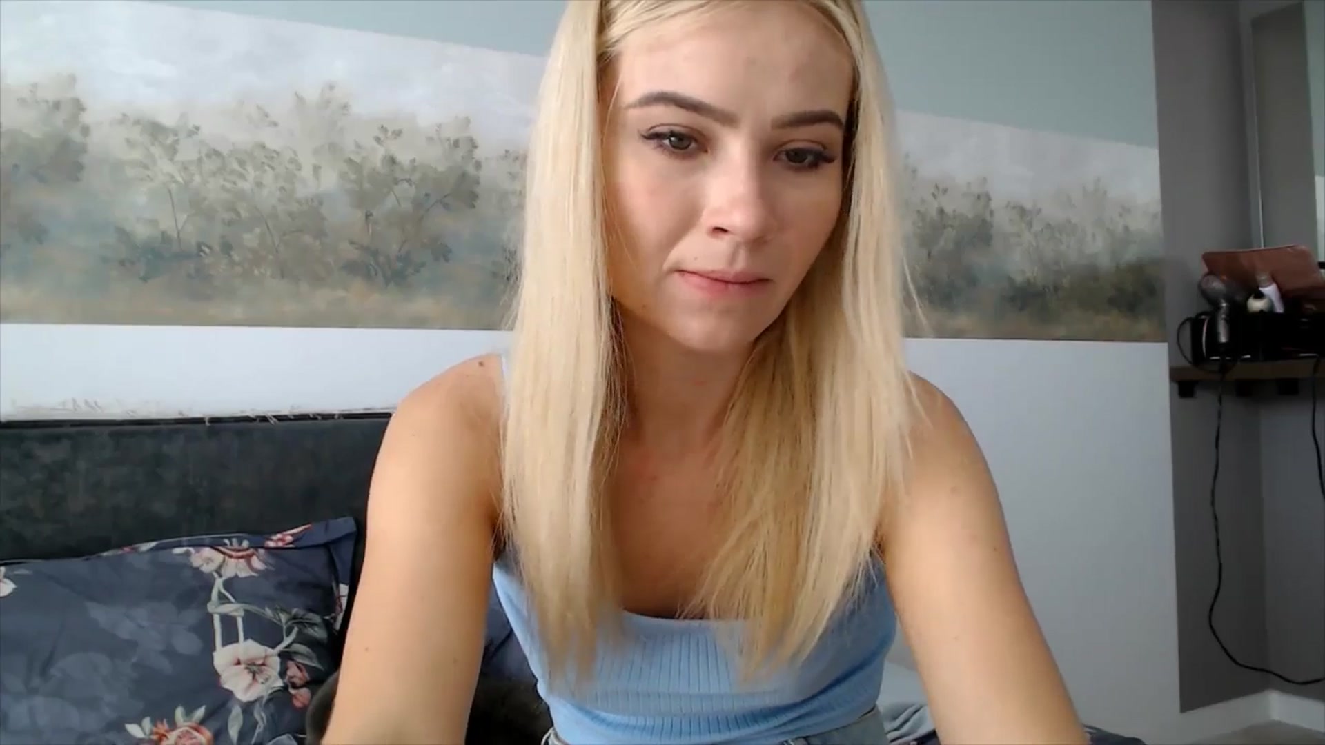 Gallery image thumbnail from fiancee's myfreecams stream on, 07/08/2025, 04:37 image 15 of 20