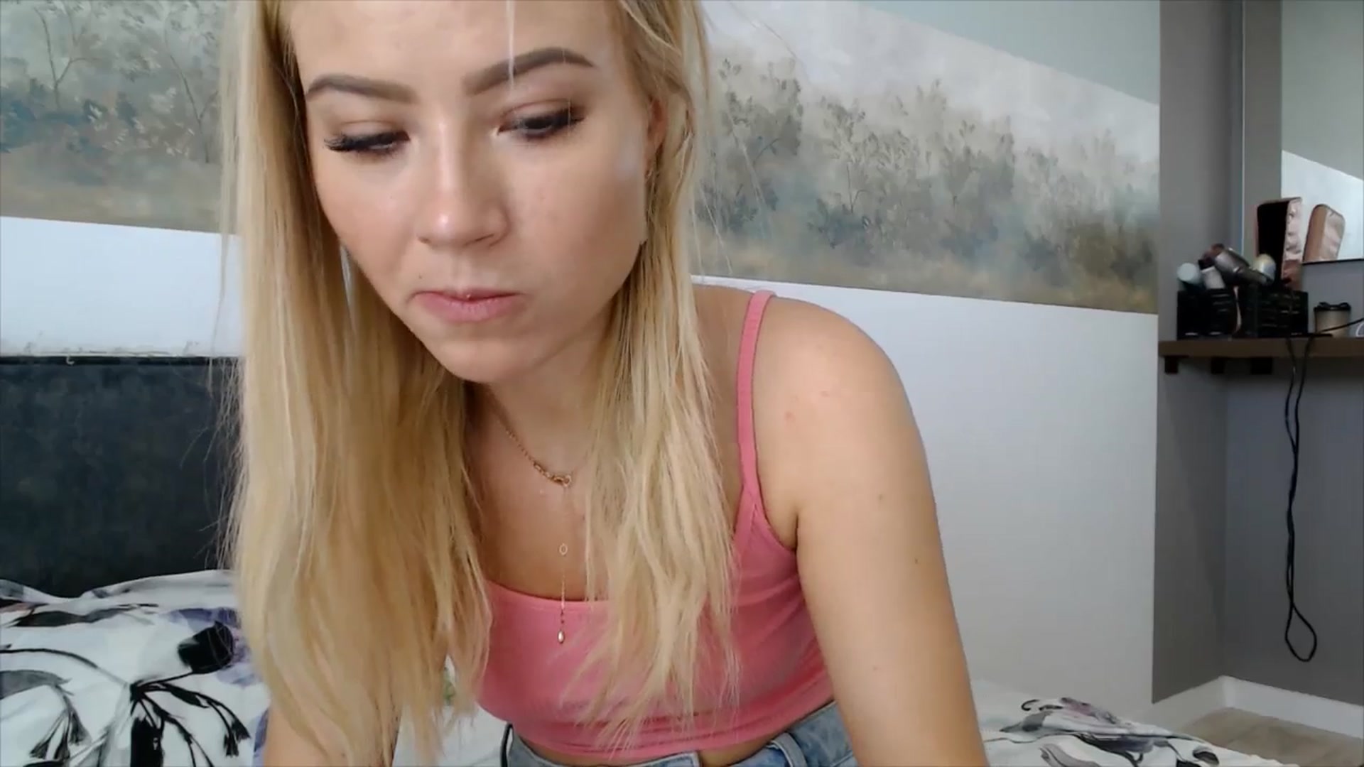 Gallery image thumbnail from fiancee's myfreecams stream on, 07/15/2025, 05:15 image 19 of 20