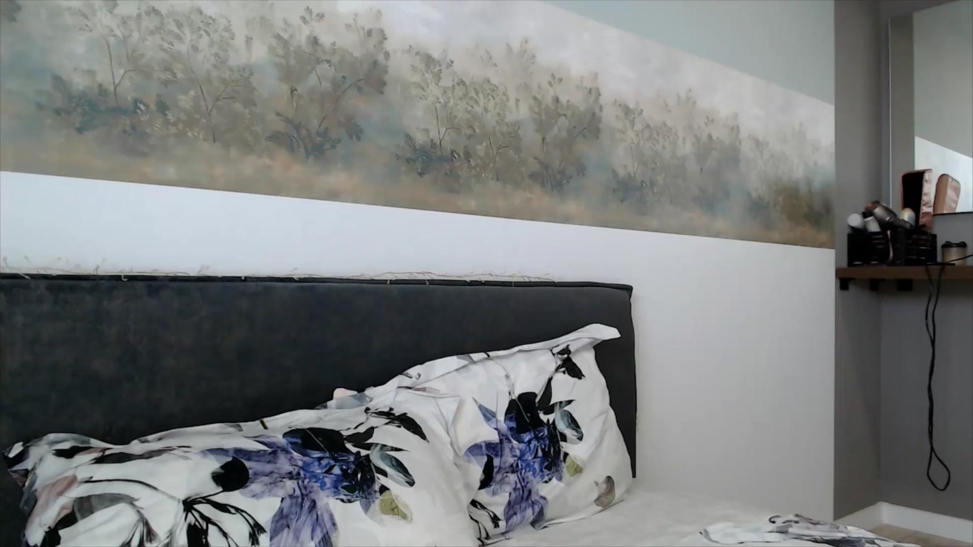 Gallery image thumbnail from fiancee's myfreecams stream on, 07/15/2025, 05:15 image 15 of 20