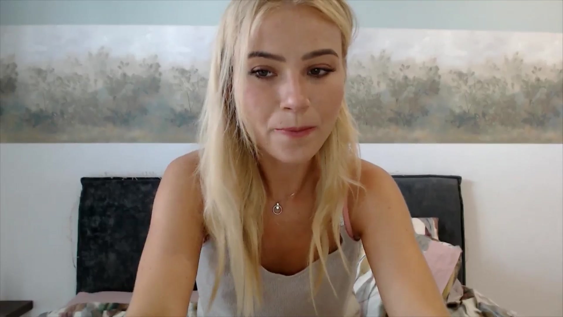 Gallery image thumbnail from fiancee's myfreecams stream on, 07/25/2025, 14:34 image 7 of 20