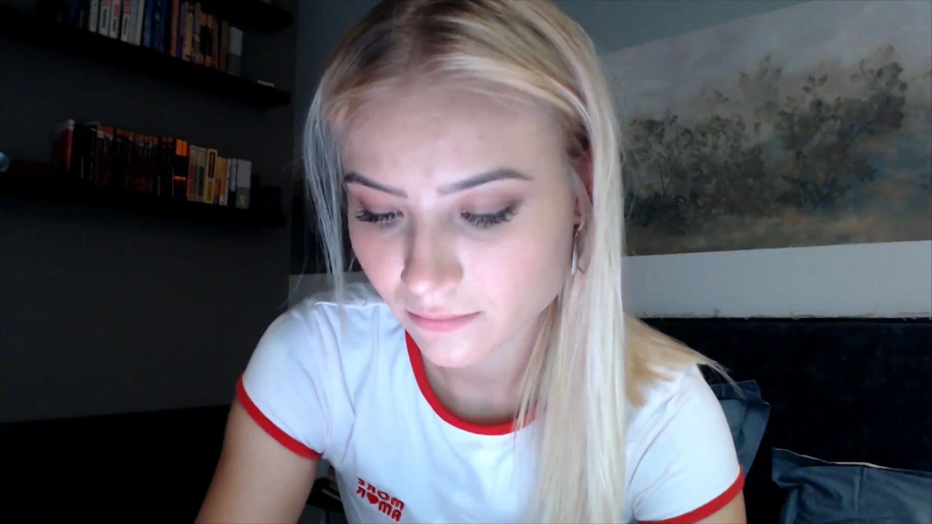 Gallery image thumbnail from fiancee's myfreecams stream on, 08/14/2025, 18:03 image 5 of 20