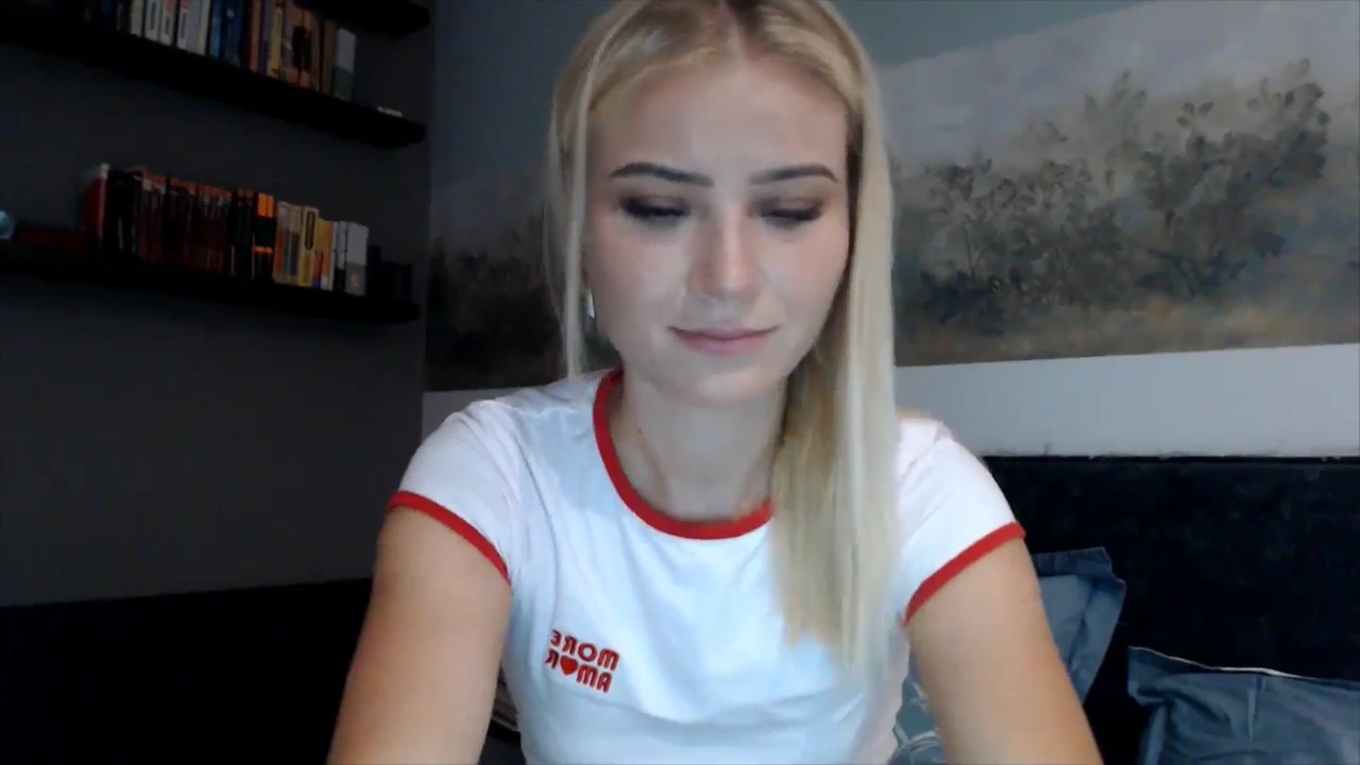 Gallery image thumbnail from fiancee's myfreecams stream on, 08/14/2025, 18:03 image 18 of 20