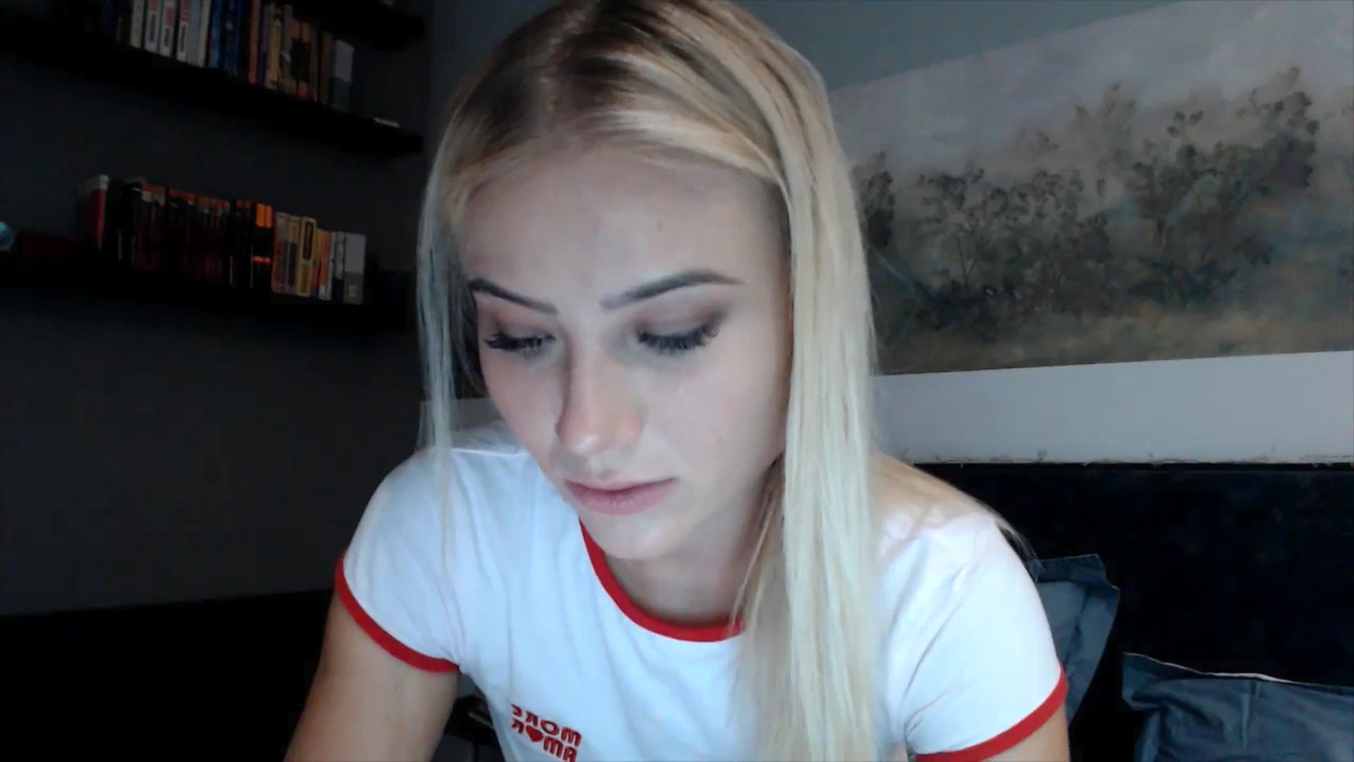 Gallery image thumbnail from fiancee's myfreecams stream on, 08/14/2025, 18:03 image 13 of 20