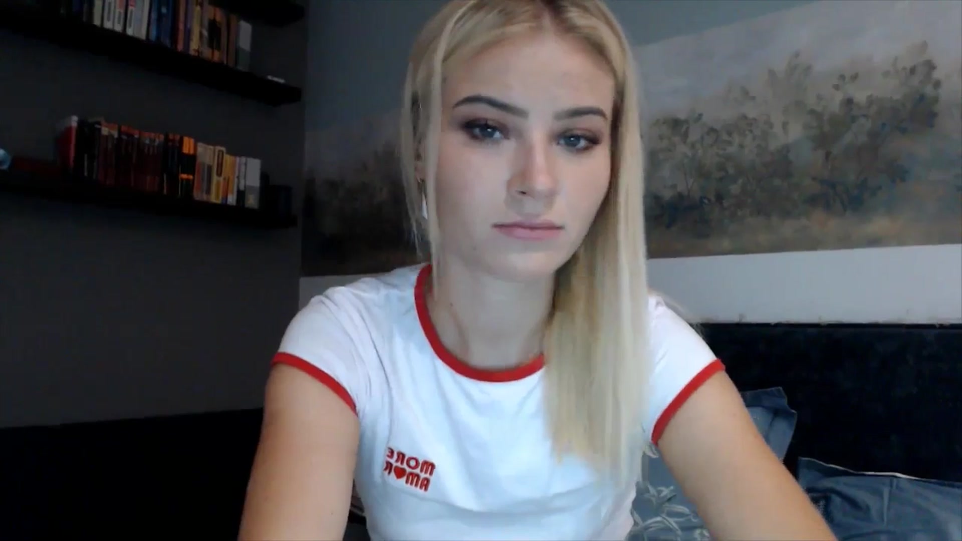 Gallery image thumbnail from fiancee's myfreecams stream on, 08/14/2025, 18:03 image 17 of 20