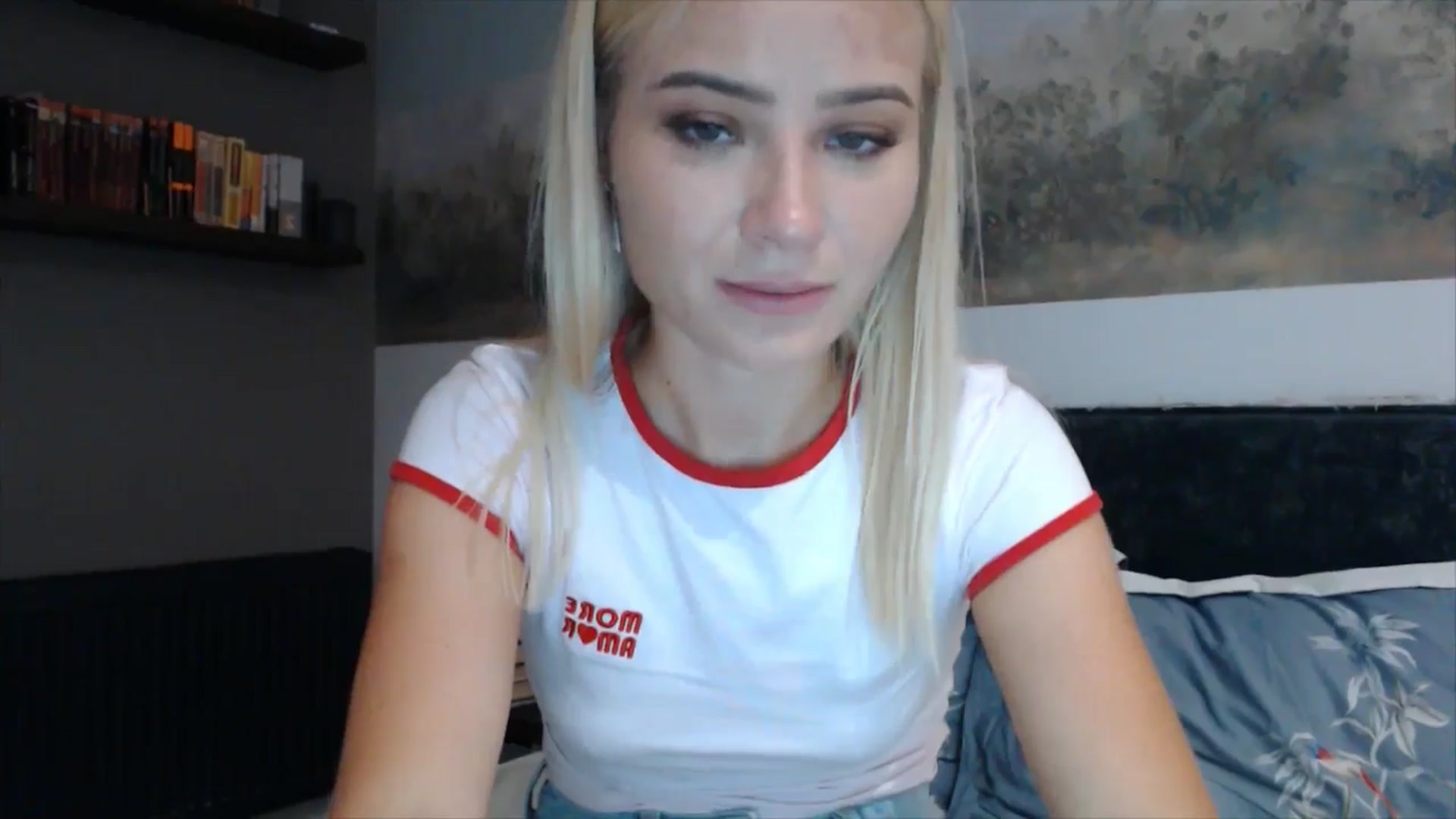 Gallery image thumbnail from fiancee's myfreecams stream on, 08/14/2025, 19:56 image 17 of 20