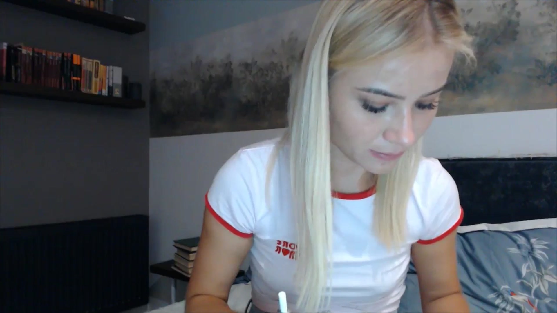 Gallery image thumbnail from fiancee's myfreecams stream on, 08/14/2025, 19:56 image 4 of 20