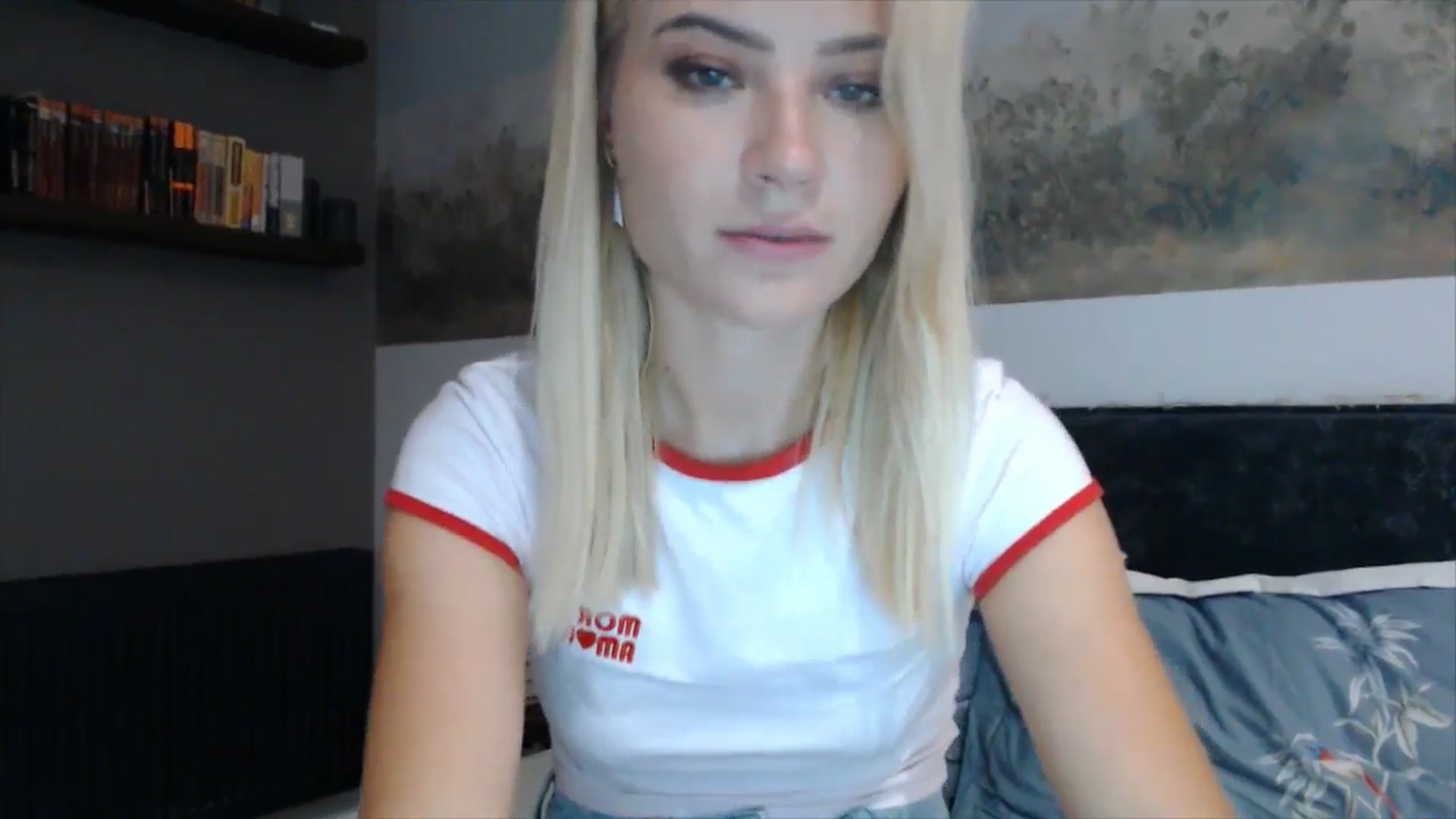 Gallery image thumbnail from fiancee's myfreecams stream on, 08/14/2025, 19:56 image 14 of 20