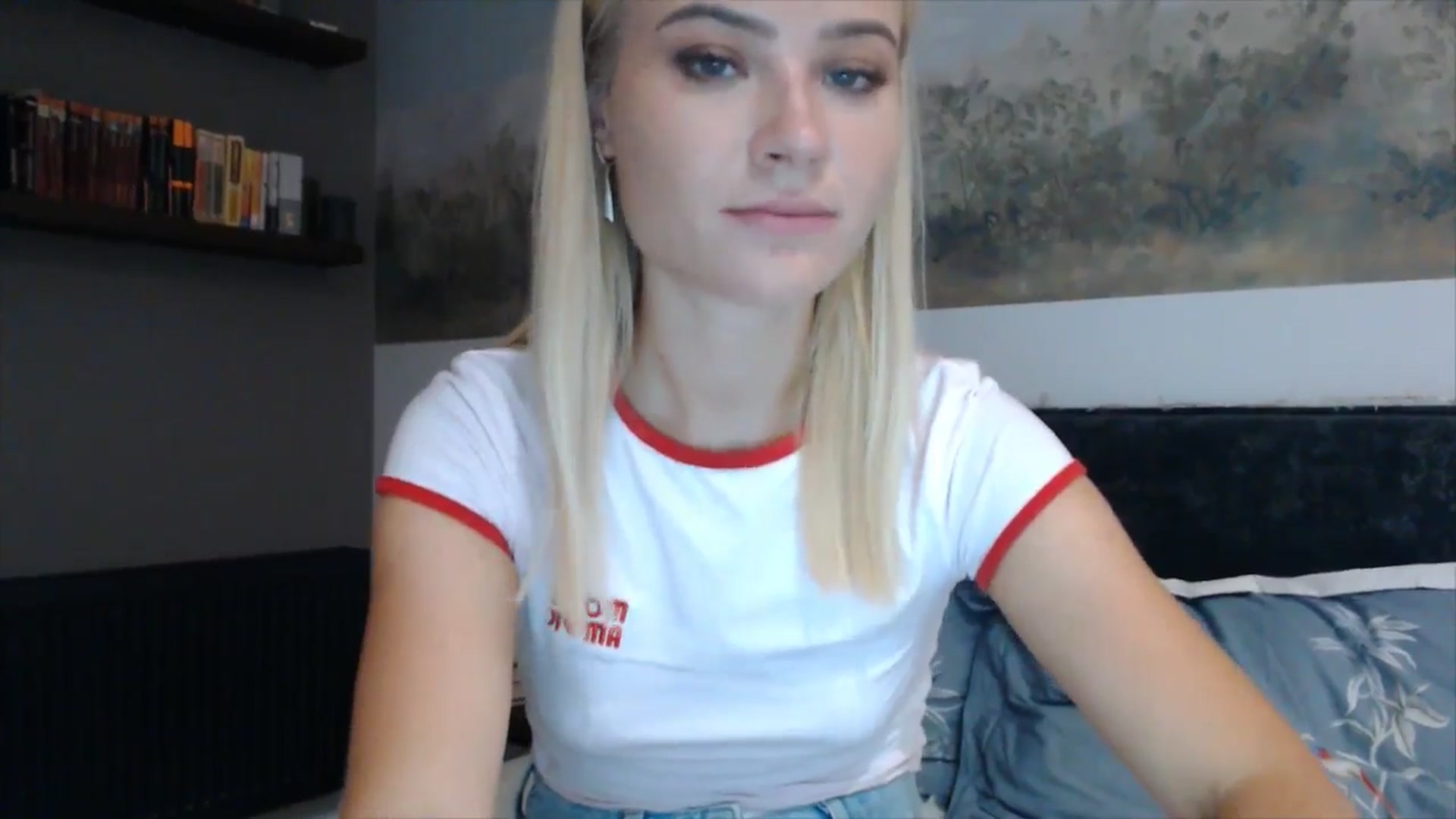 Gallery image thumbnail from fiancee's myfreecams stream on, 08/14/2025, 19:56 image 19 of 20