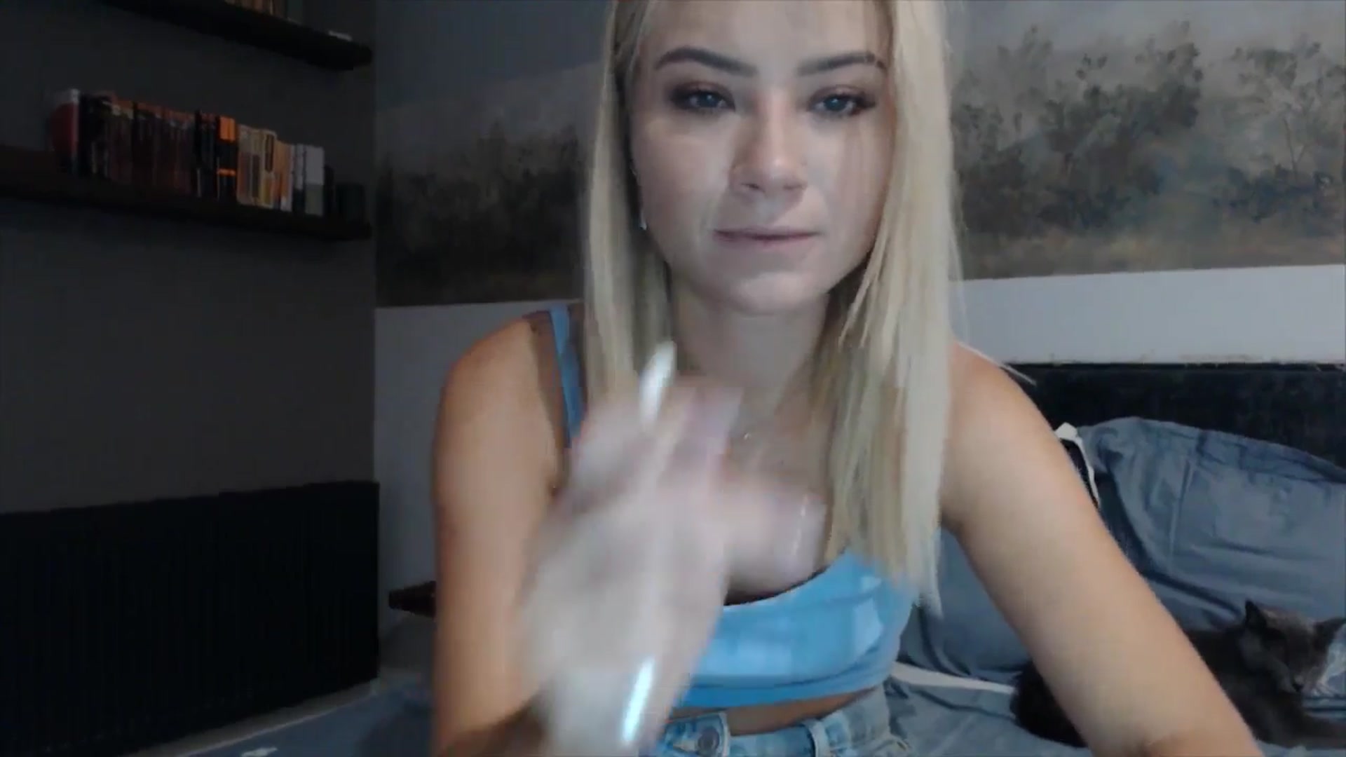 Gallery image thumbnail from fiancee's myfreecams stream on, 08/15/2025, 23:27 image 9 of 20
