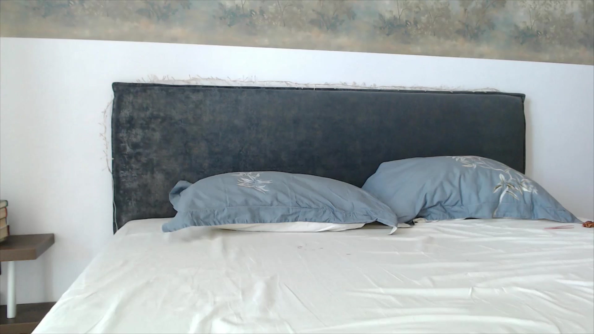 Gallery image thumbnail from fiancee's myfreecams stream on, 08/19/2025, 05:59 image 17 of 20
